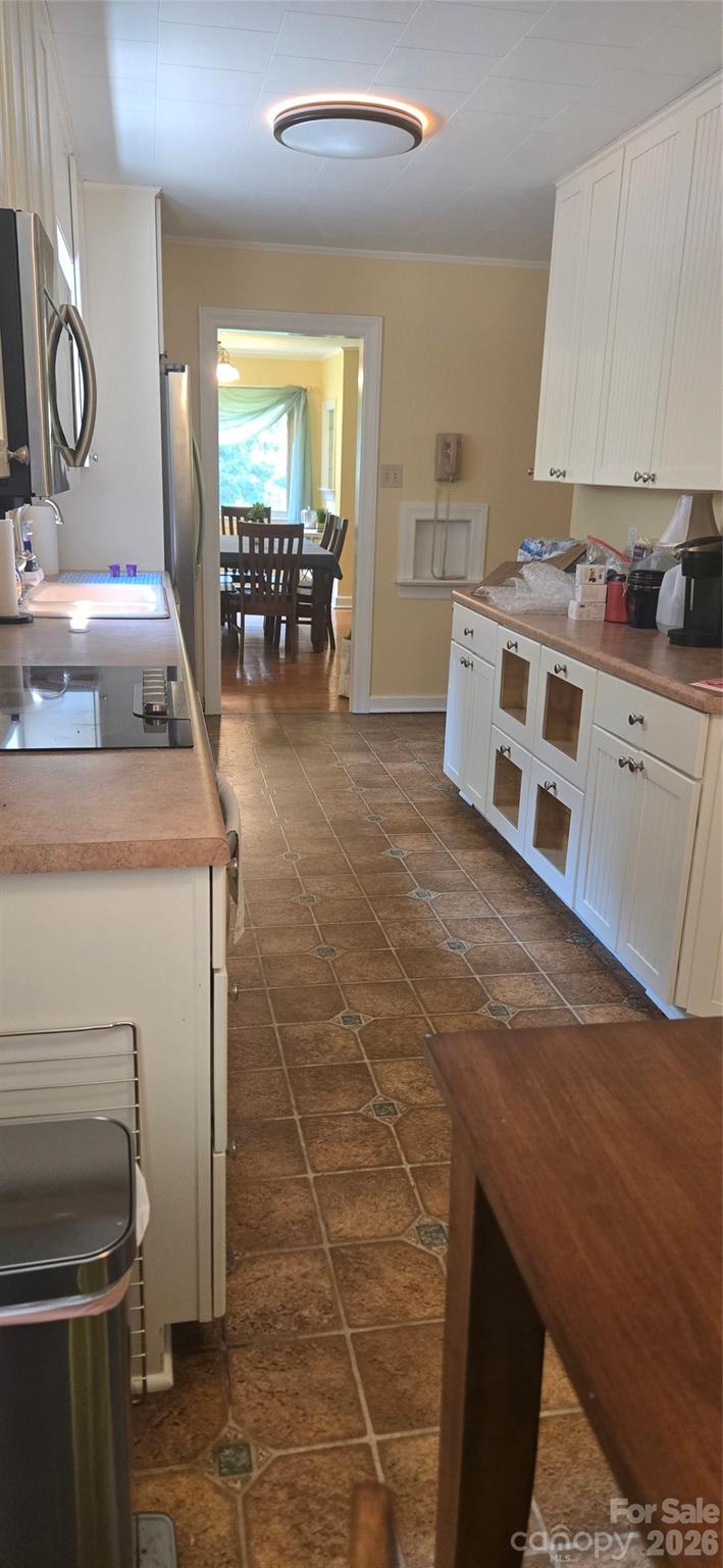 Single Family Residence at 2593 Hickory Highway, Statesville, photo 11 of 19