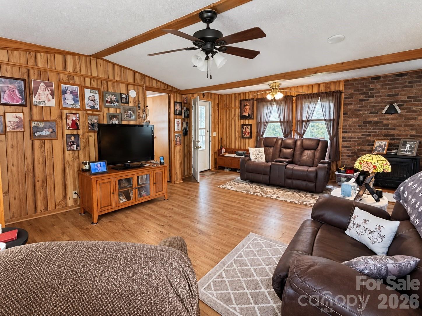 Single Family Residence at 139 N Ridge Drive, Waynesville, photo 6 of 16