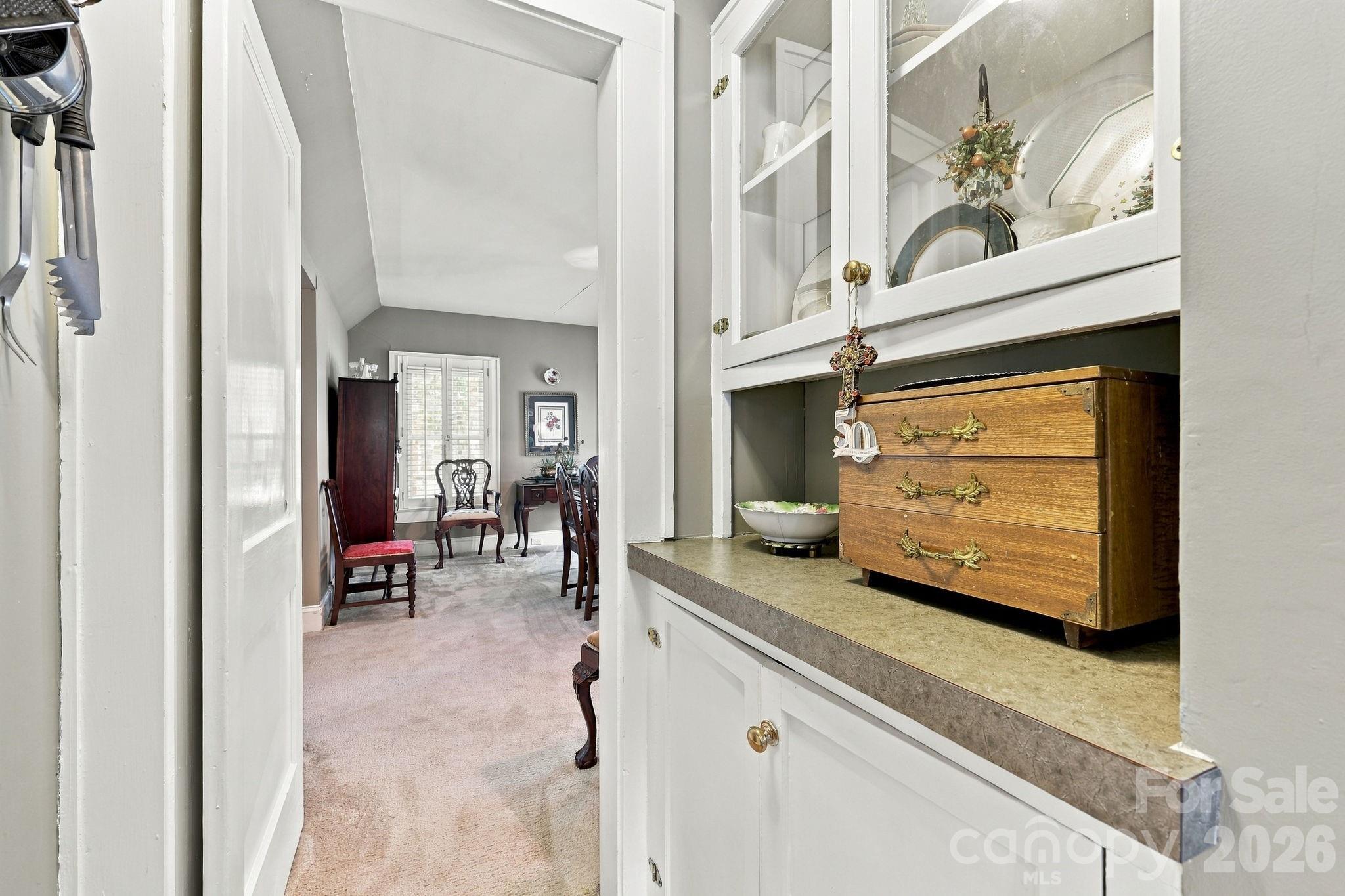 Built ins between kitchen & dining room - 1200 Central Drive, Kannapolis