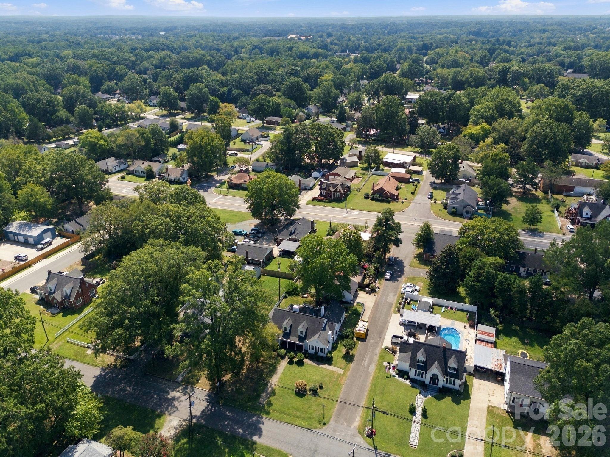 Single Family Residence at 1200 Central Drive, Kannapolis, photo 41 of 42