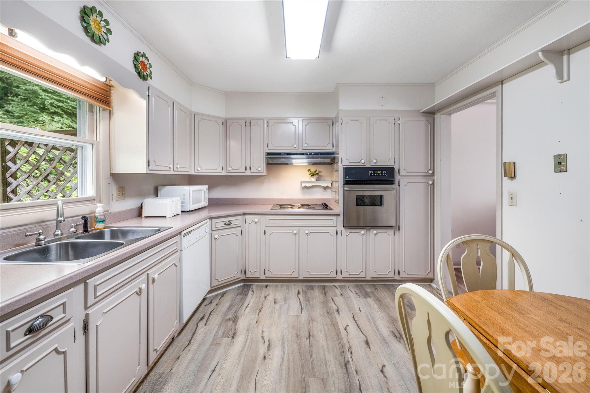 Condominium at 102 Boyd Drive, Flat Rock, photo 12 of 22