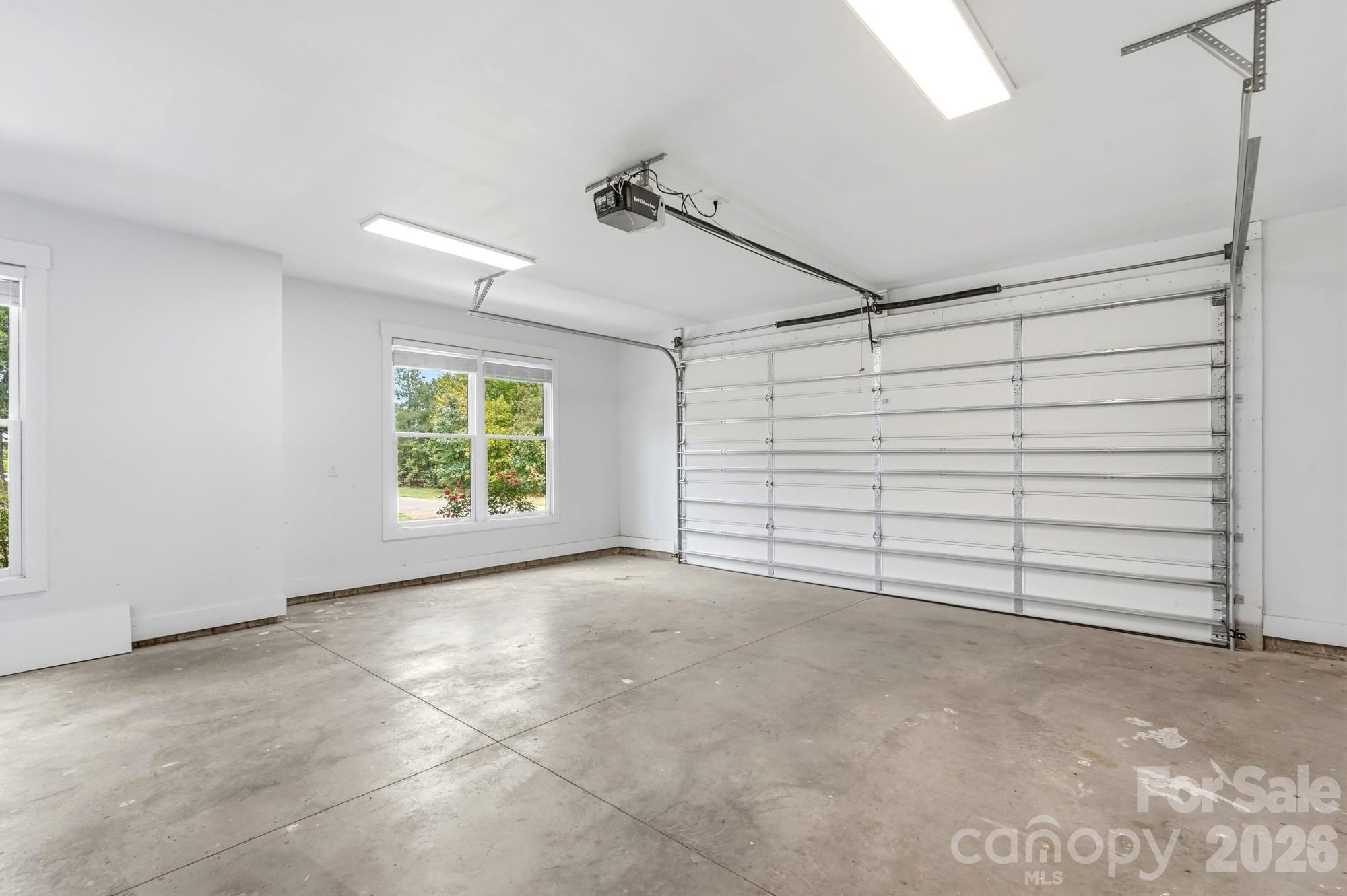 Oversized Garage - 5115 Waxhaw Highway, Monroe