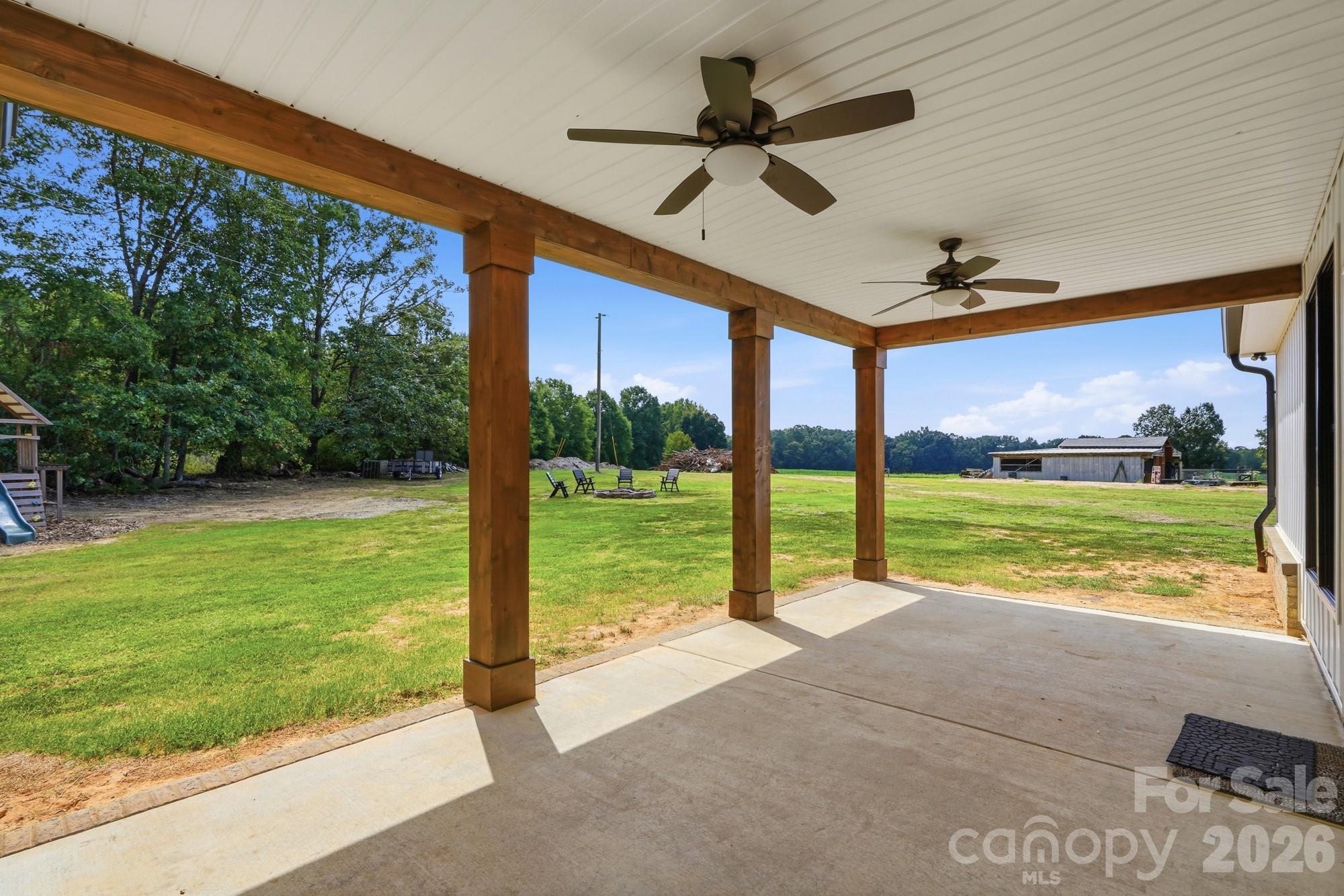 Huge Covered Back Patio - 5115 Waxhaw Highway, Monroe
