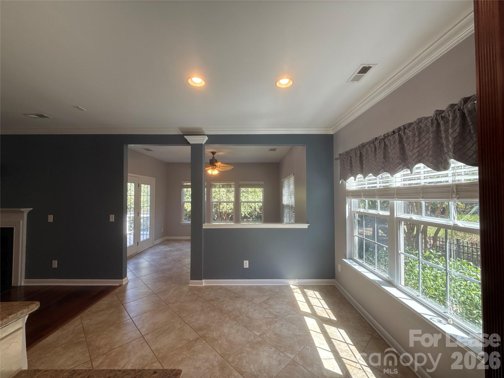 Single Family Residence at 2413 Merryvale Way, Waxhaw, photo 9 of 30
