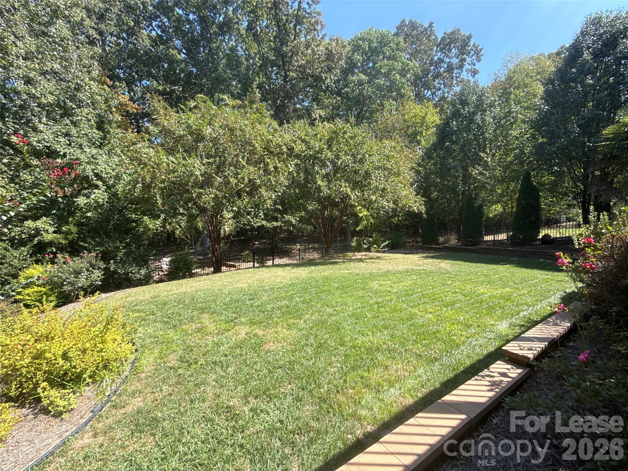 Single Family Residence at 2413 Merryvale Way, Waxhaw, photo 26 of 30