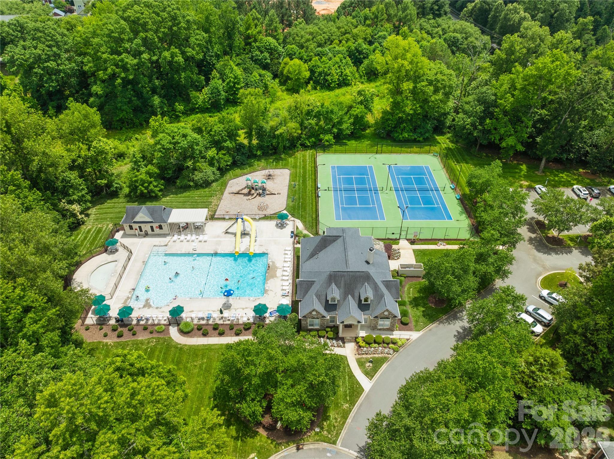 Single Family Residence at 9514 Hayenridge Court, Huntersville, photo 41 of 48