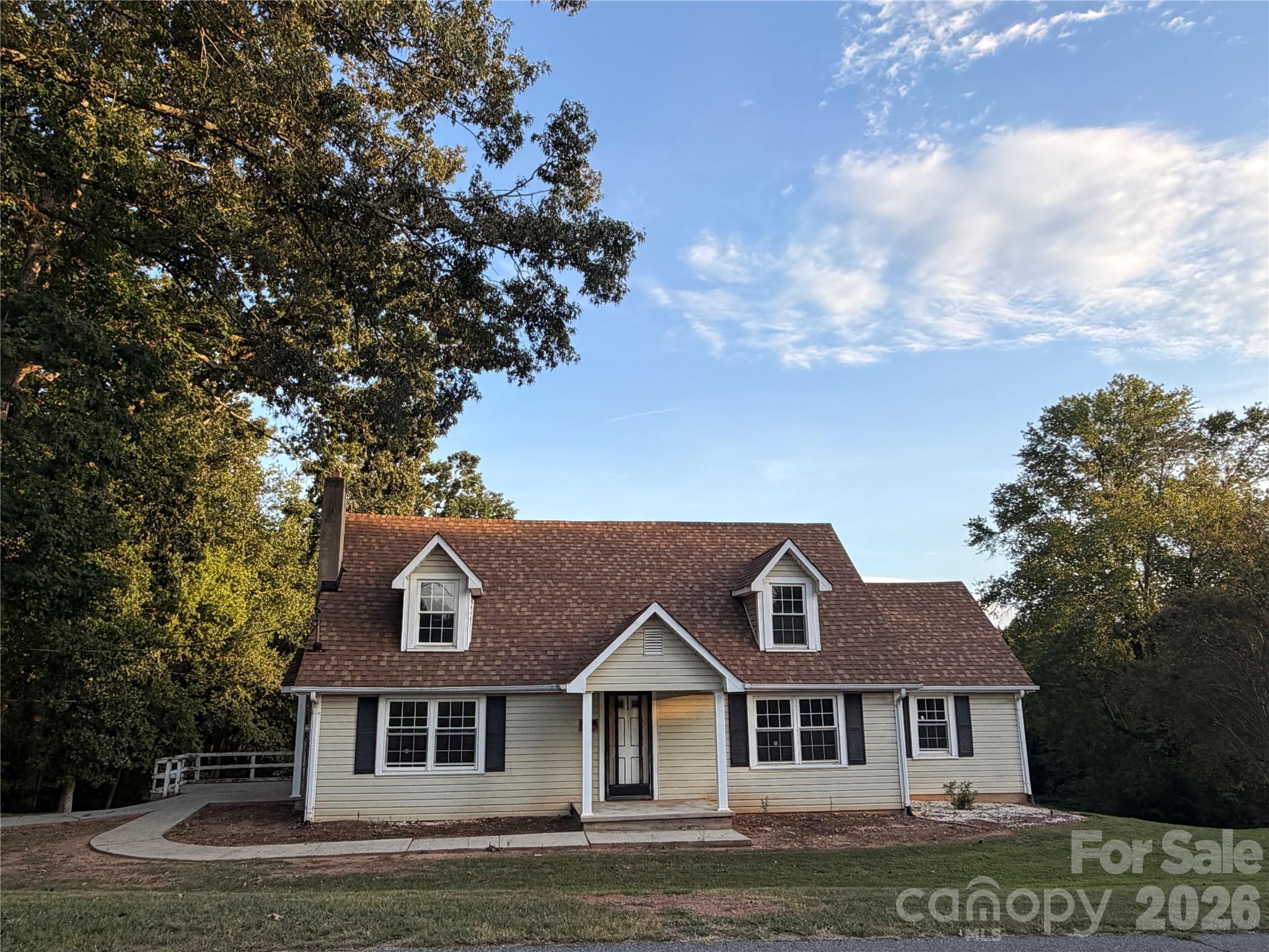 Single Family Residence at 3575 Huie Street, Newton, photo 2 of 23
