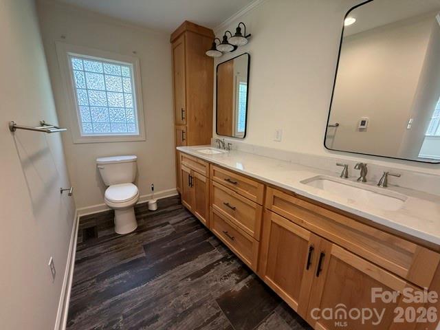 Single Family Residence at 1441 Shirebourn None, Hickory, photo 18 of 30