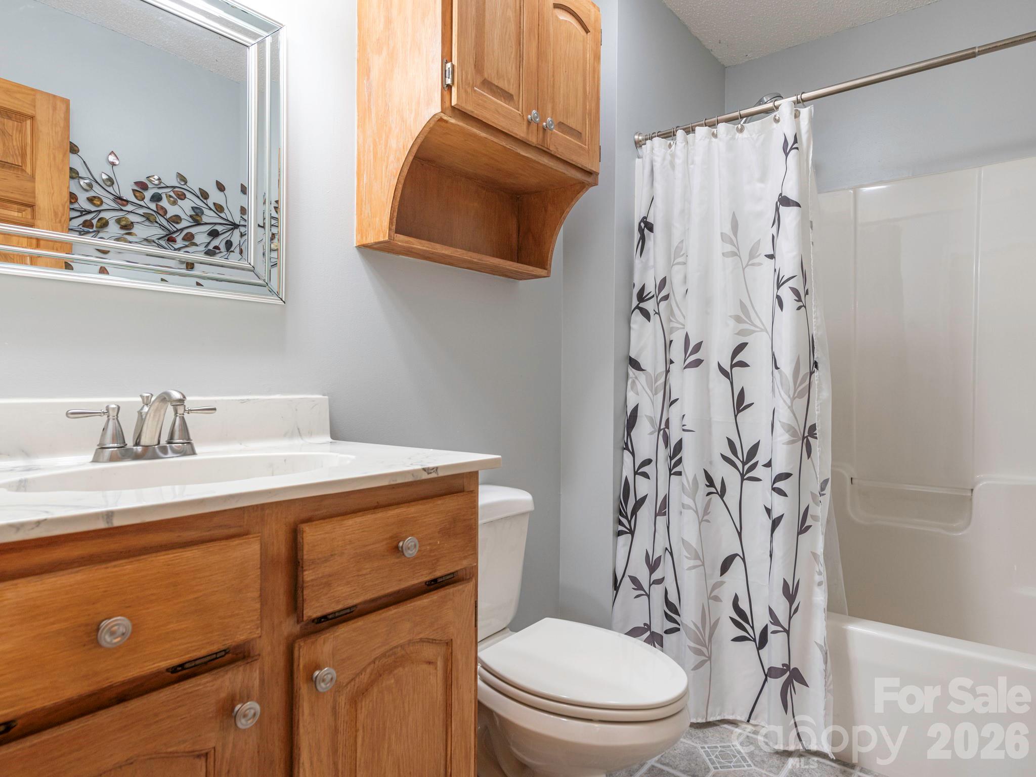 hall bath - 2434 Plantation Road NW, Concord
