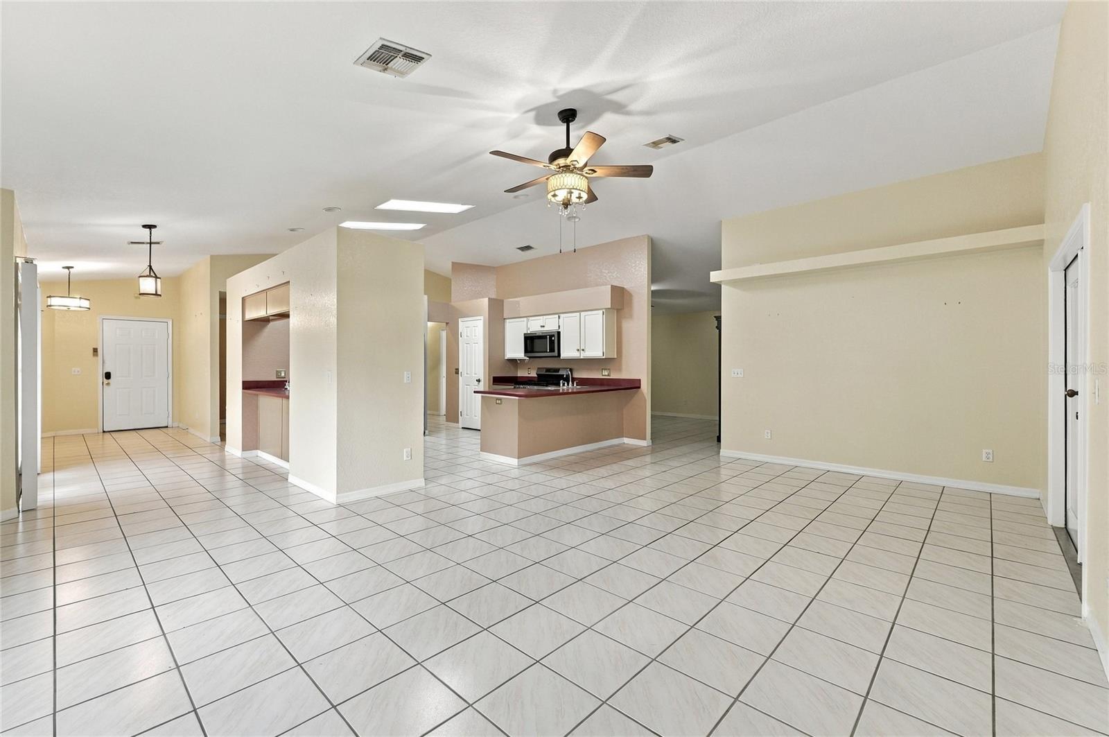 Spacious Layout - 511 MARCIA LOOP, WINTER HAVEN