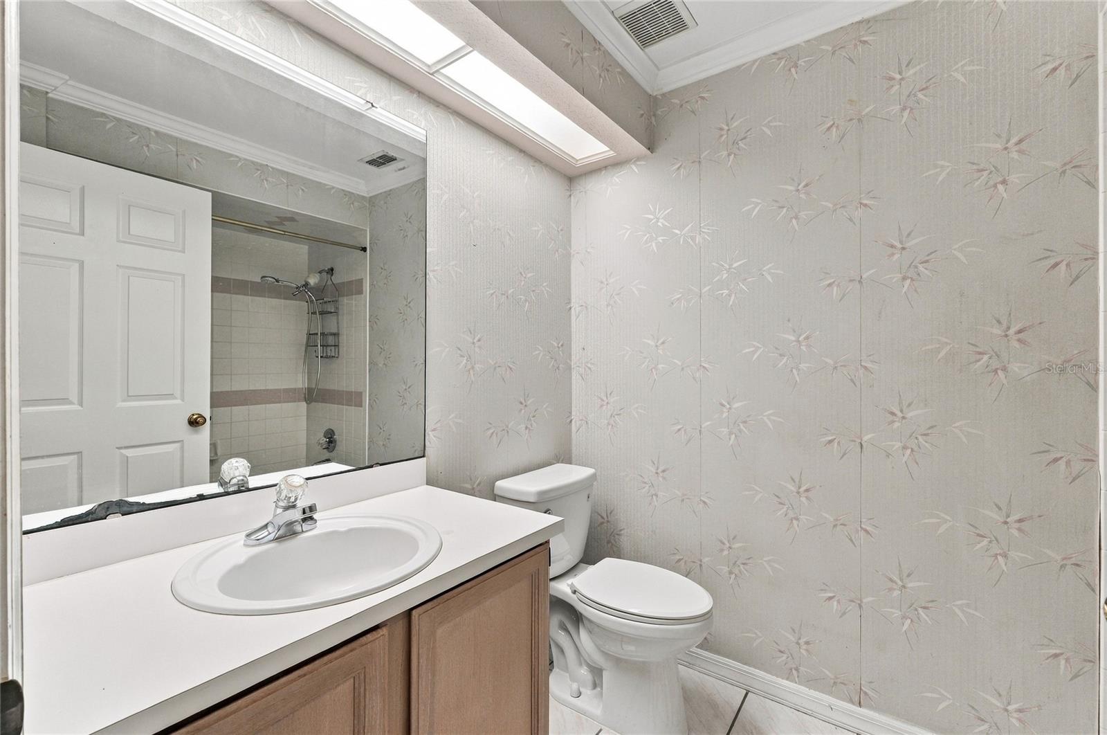 Bathroom 2 - 511 MARCIA LOOP, WINTER HAVEN