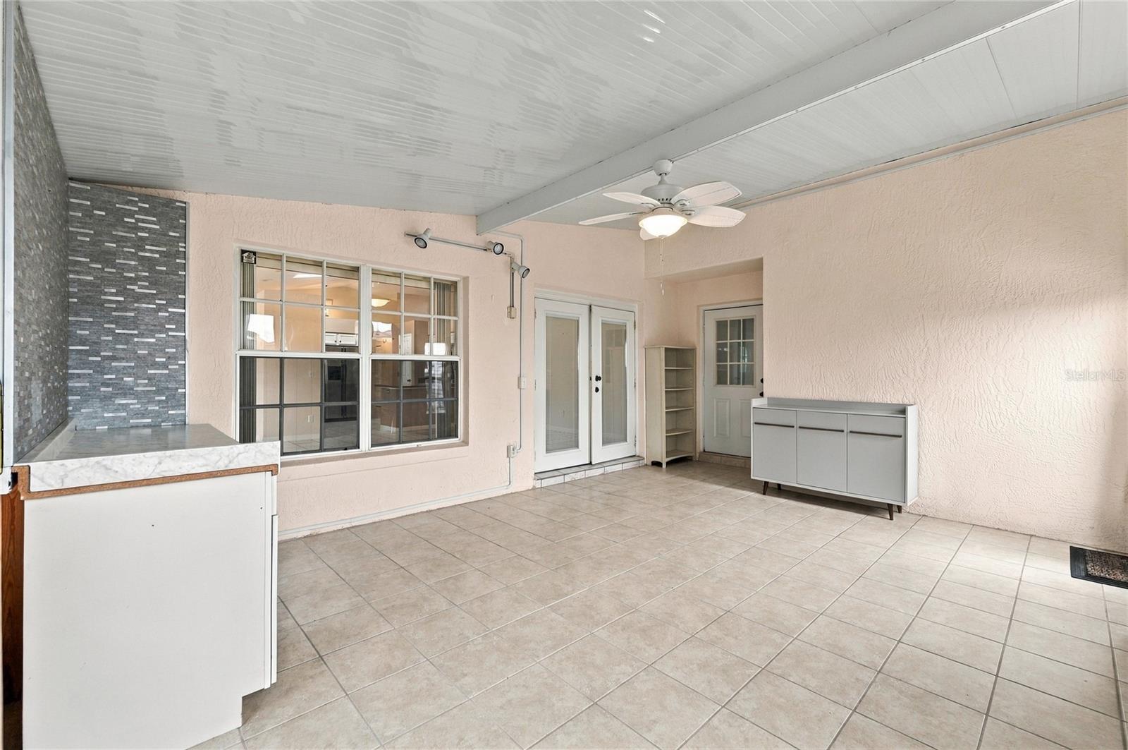 Single Family Residence at 511 MARCIA LOOP, WINTER HAVEN, photo 39 of 50