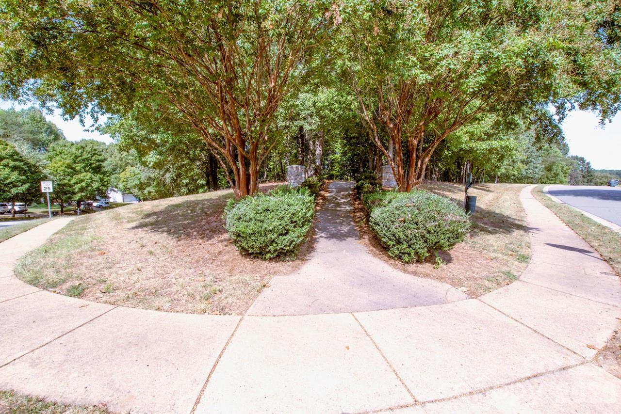 Winslow Bay walking trail - 111 Comata Road, Mooresville