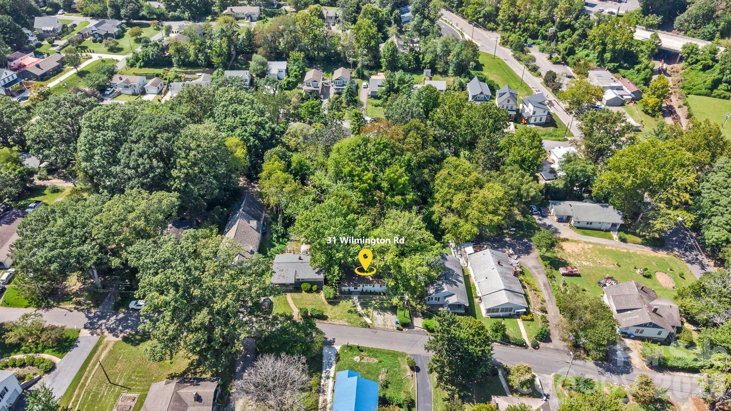 Single Family Residence at 31 Wilmington Road, Asheville, photo 16 of 47