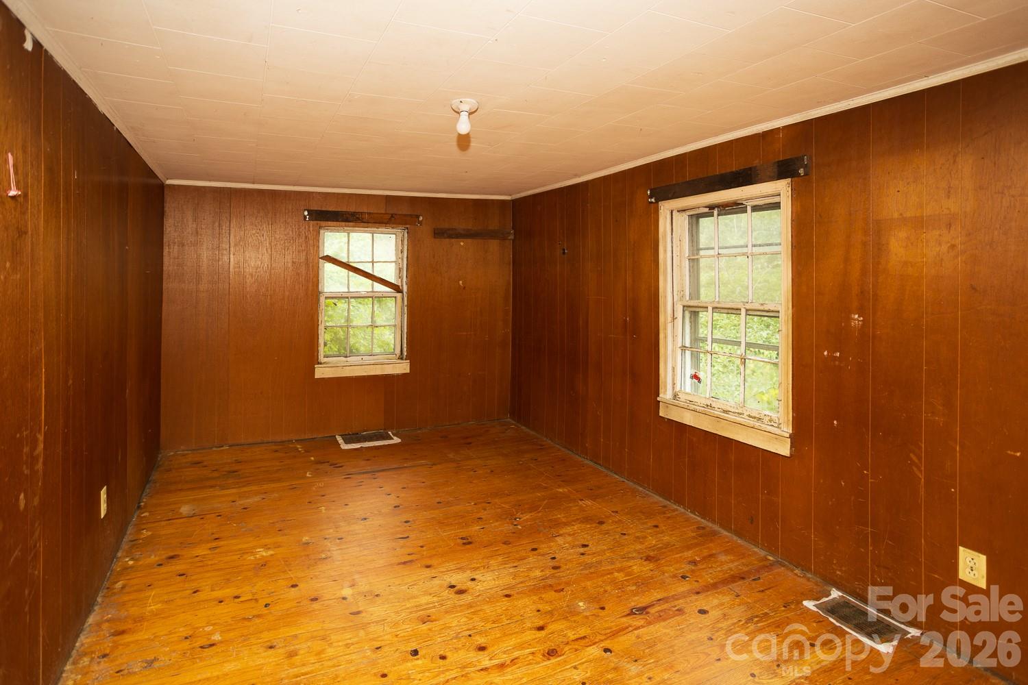 Single Family Residence at 55 Blalock Avenue, Asheville, photo 10 of 31