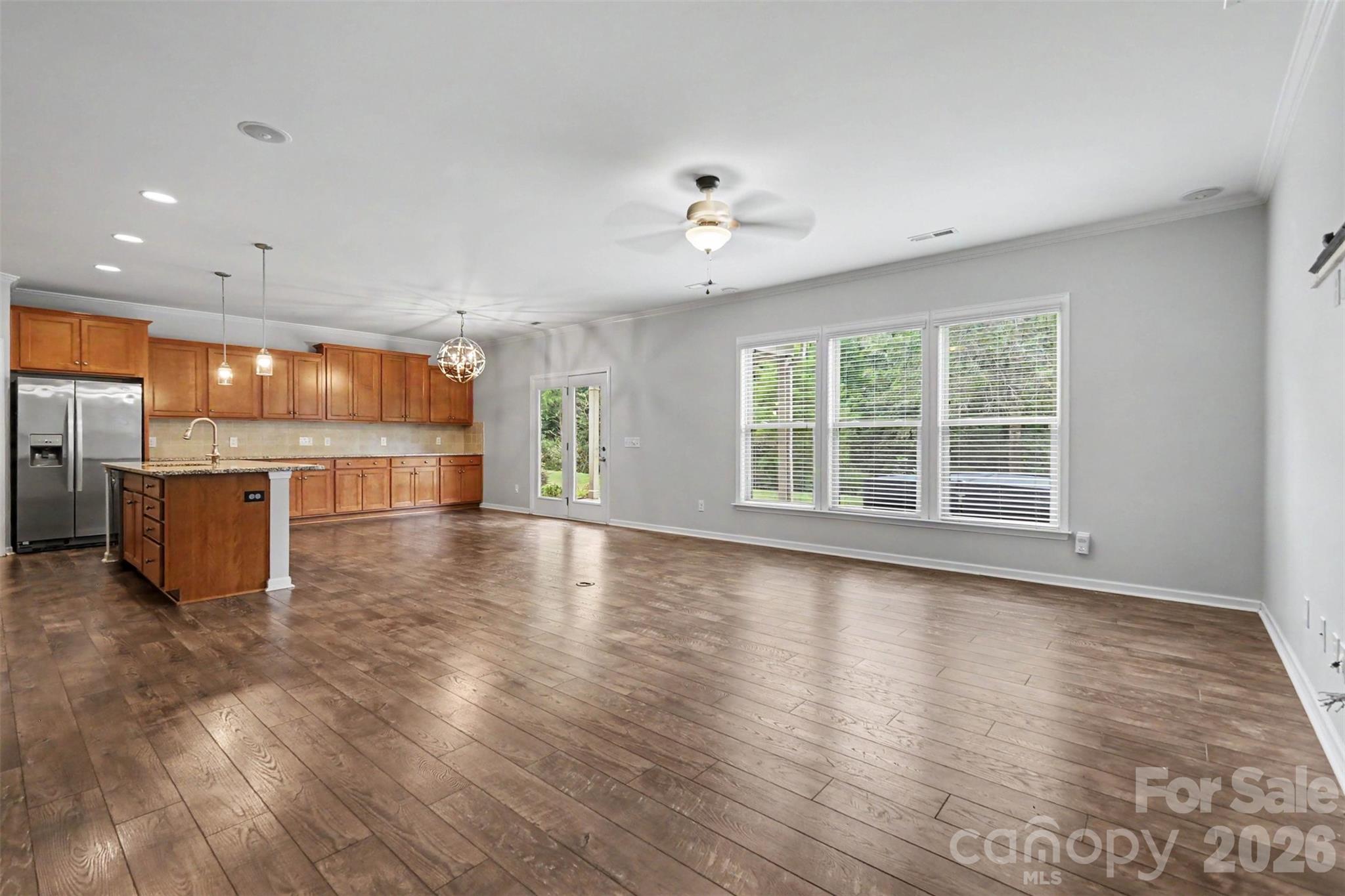 Single Family Residence at 12826 Rusty Blackbird Way, Charlotte, photo 10 of 48