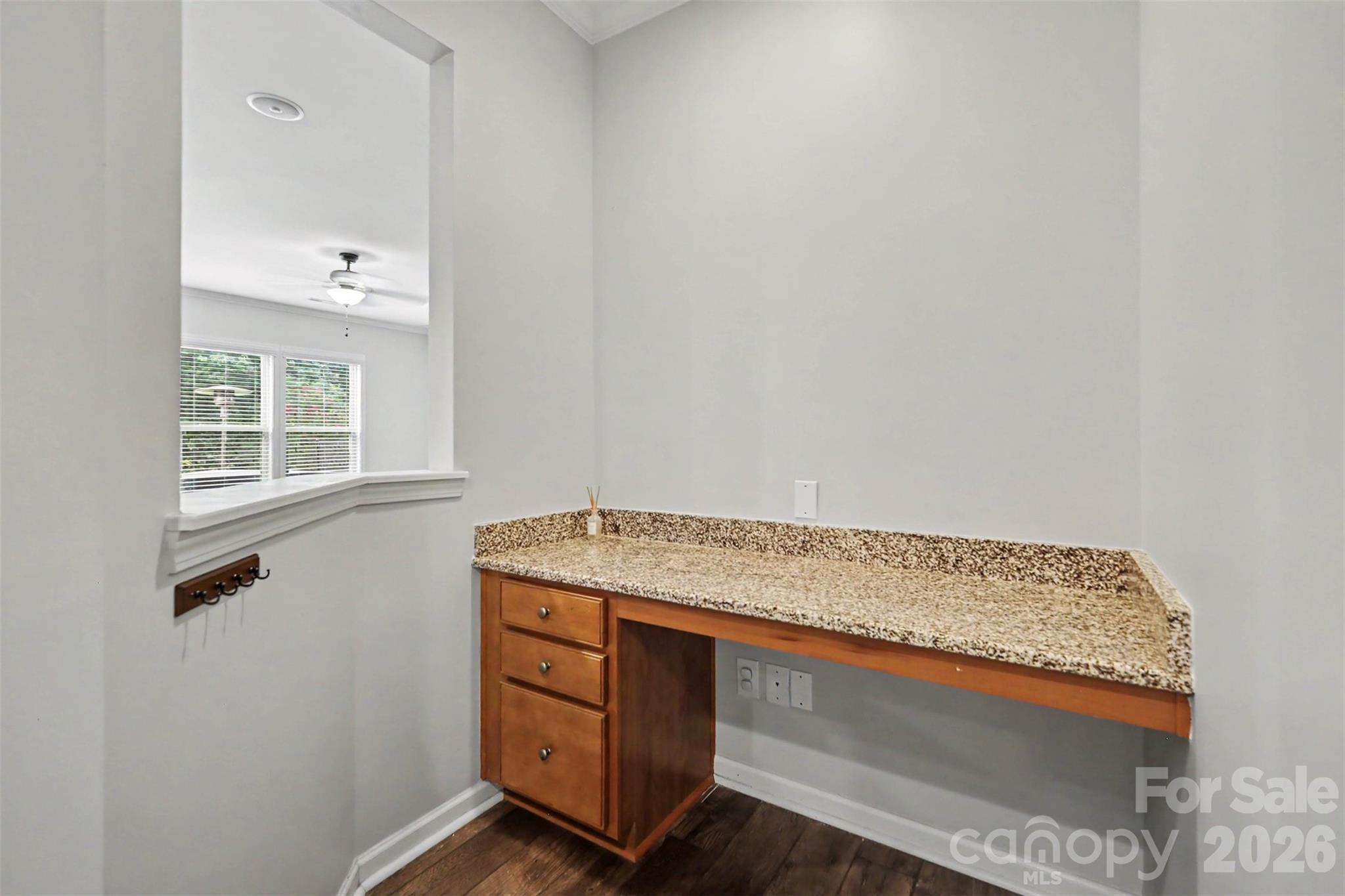 Single Family Residence at 12826 Rusty Blackbird Way, Charlotte, photo 19 of 48