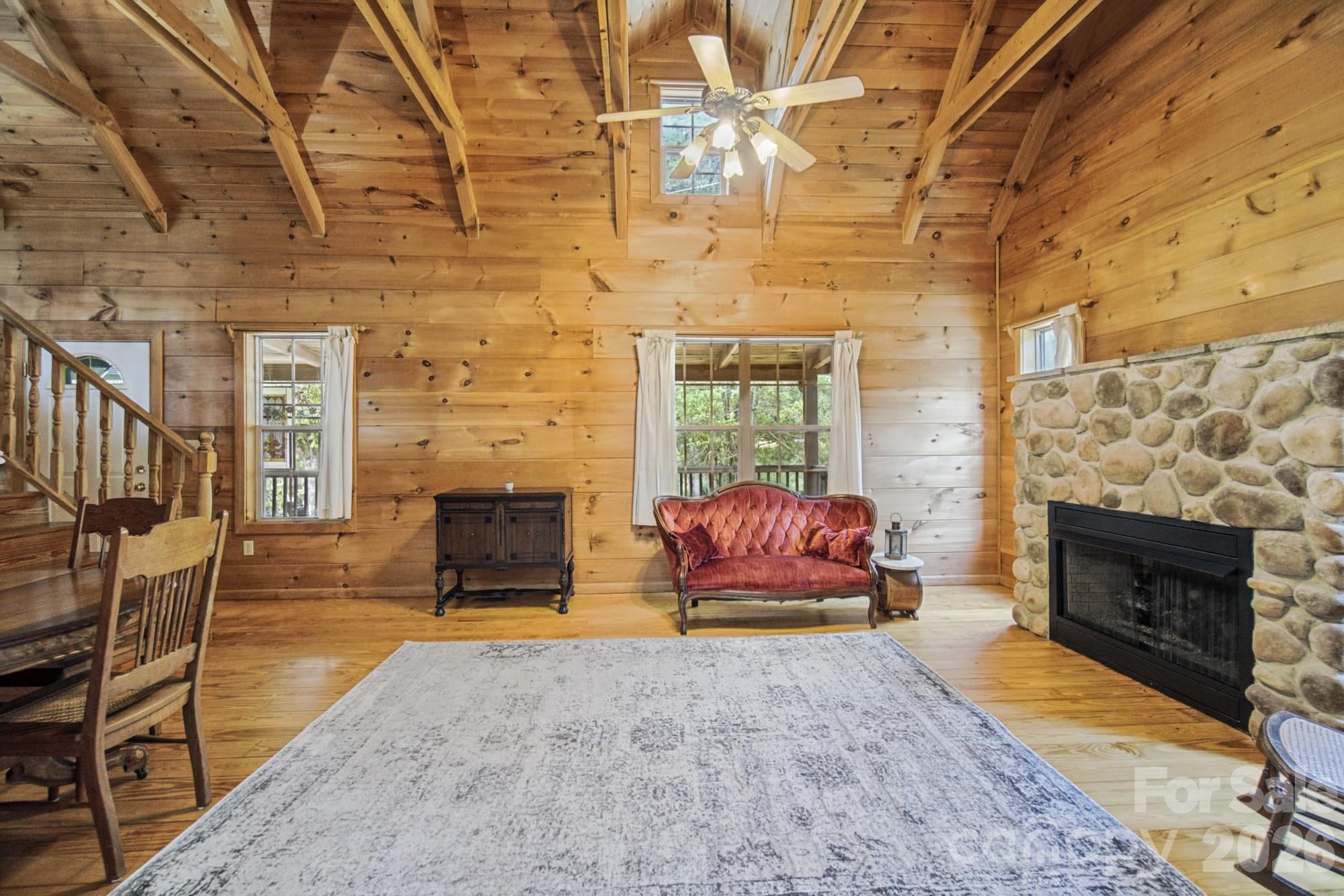 Single Family Residence at 1 Locust Avenue, Asheville, photo 13 of 38