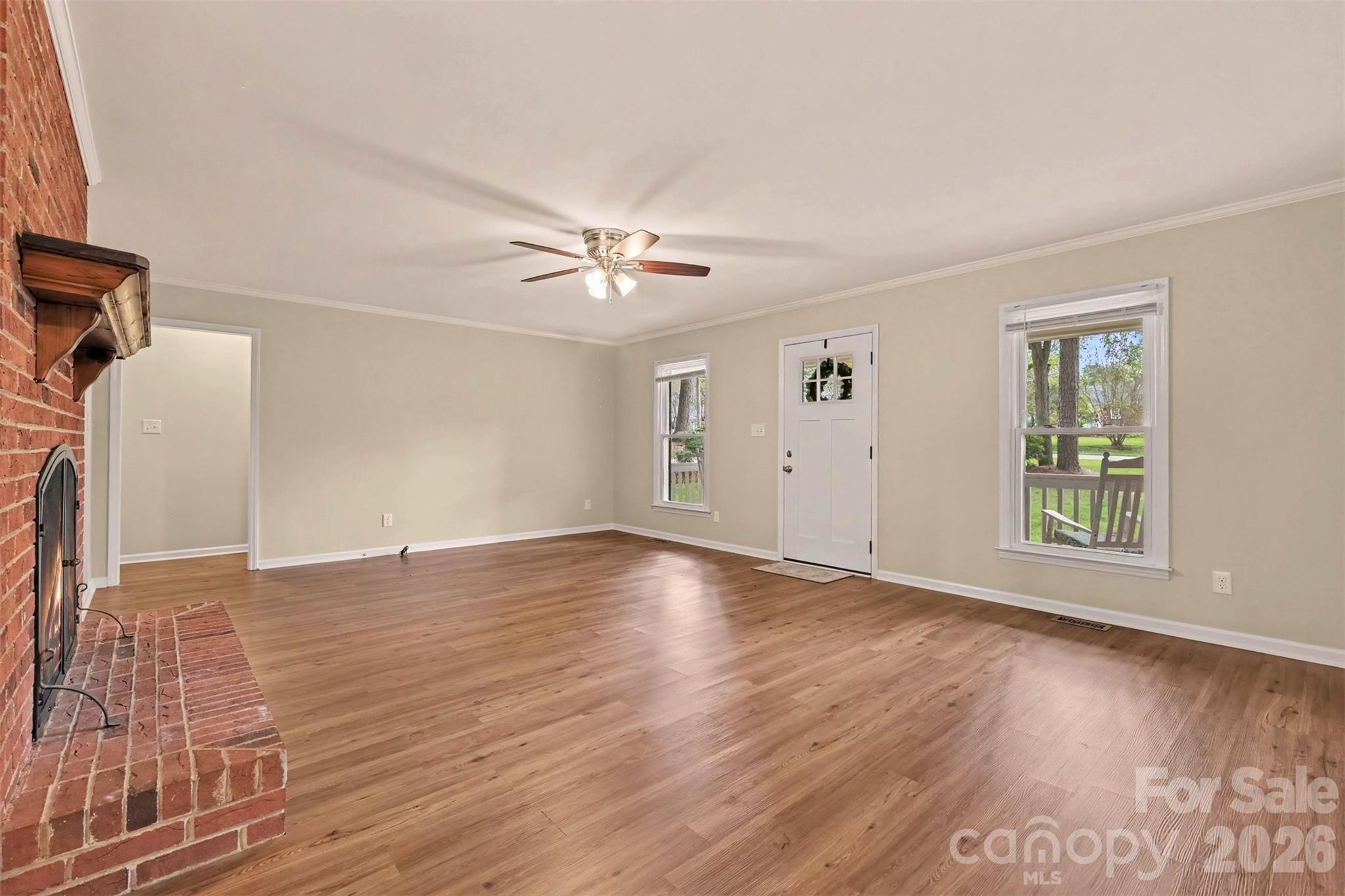 Single Family Residence at 248 Hillcrest Avenue, Rock Hill, photo 4 of 37