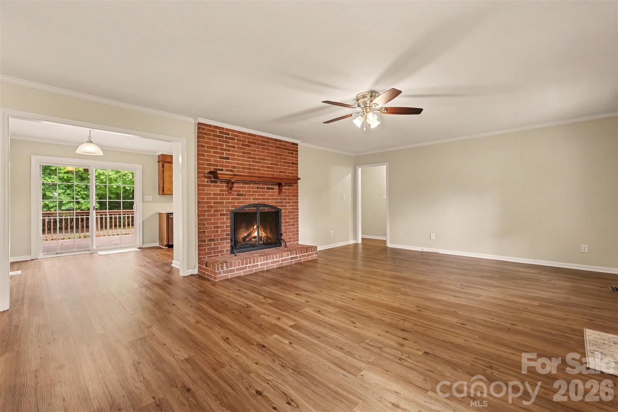 Single Family Residence at 248 Hillcrest Avenue, Rock Hill, photo 5 of 37