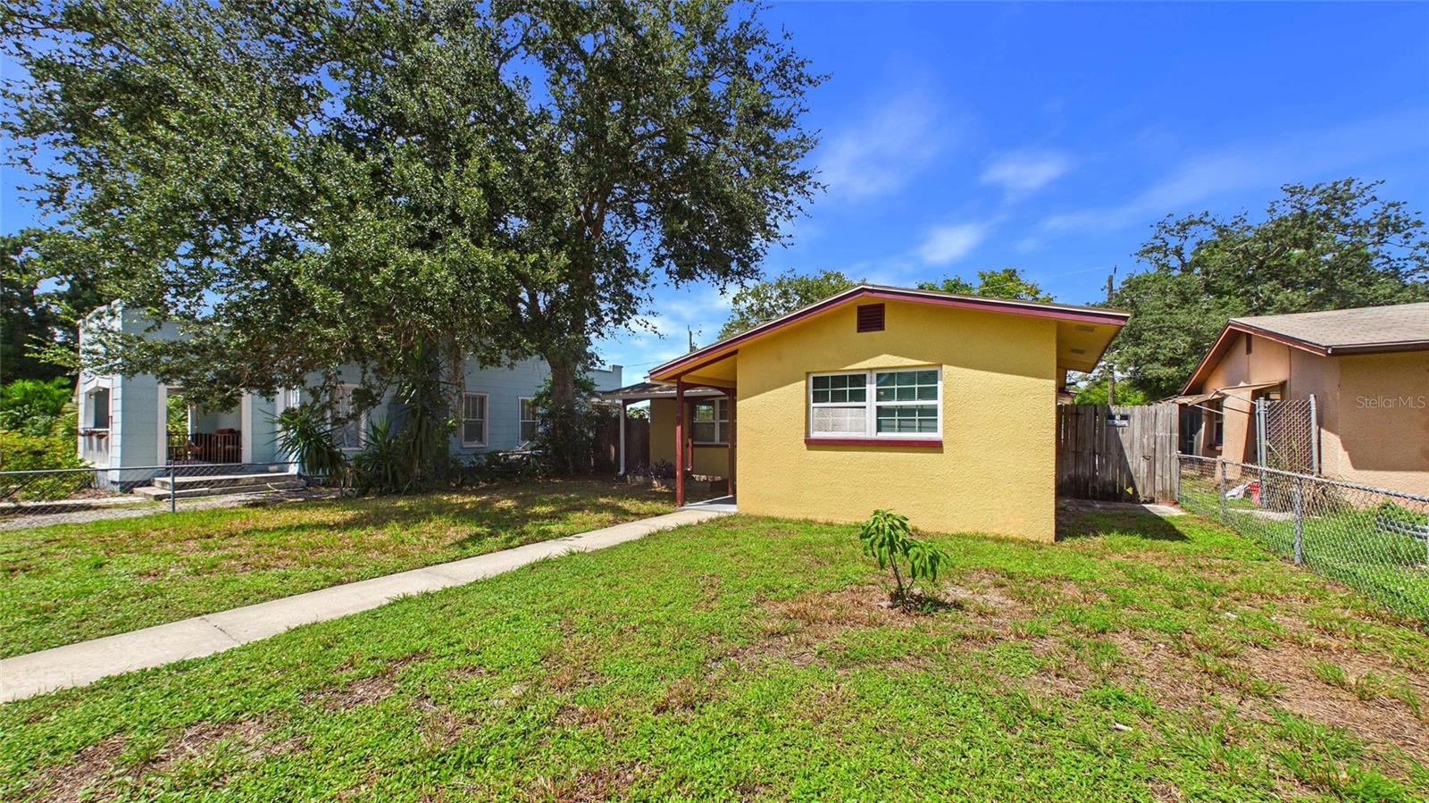 Single Family Residence at 5029 EMERSON AVE S, ST PETERSBURG, photo 4 of 40