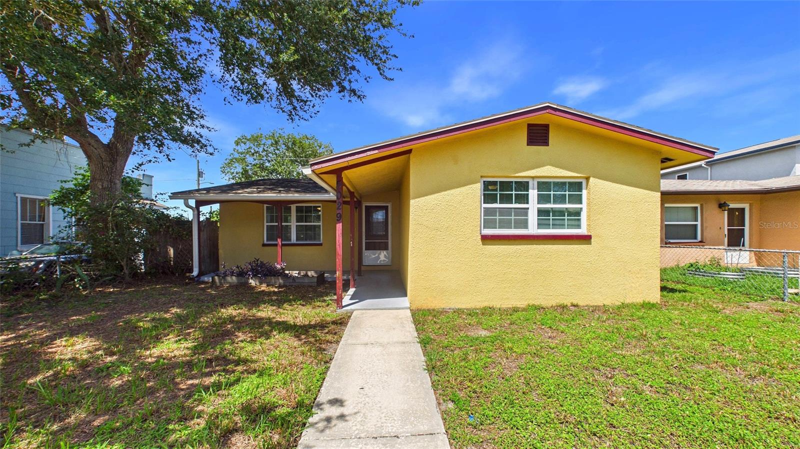 Single Family Residence at 5029 EMERSON AVE S, ST PETERSBURG, photo 5 of 40