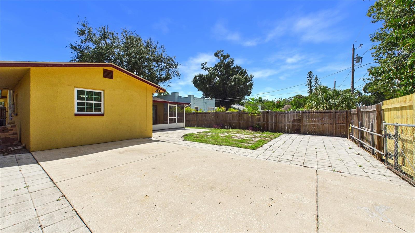 Backyard - 5029 EMERSON AVE S, ST PETERSBURG