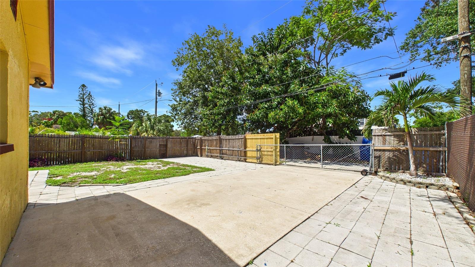Backyard - 5029 EMERSON AVE S, ST PETERSBURG