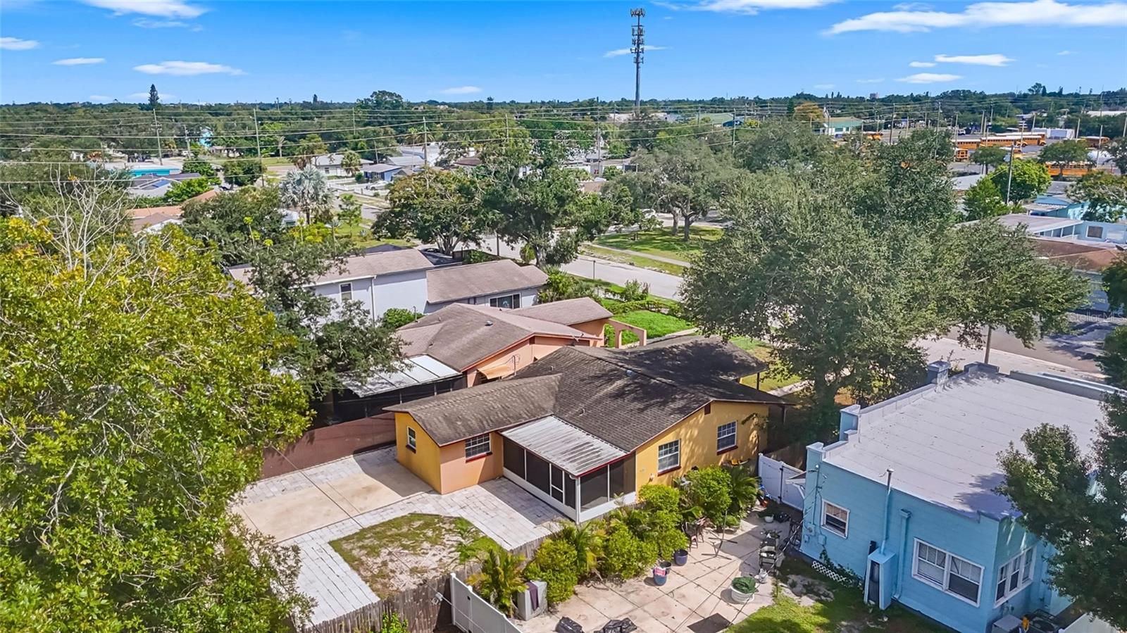 Single Family Residence at 5029 EMERSON AVE S, ST PETERSBURG, photo 34 of 40