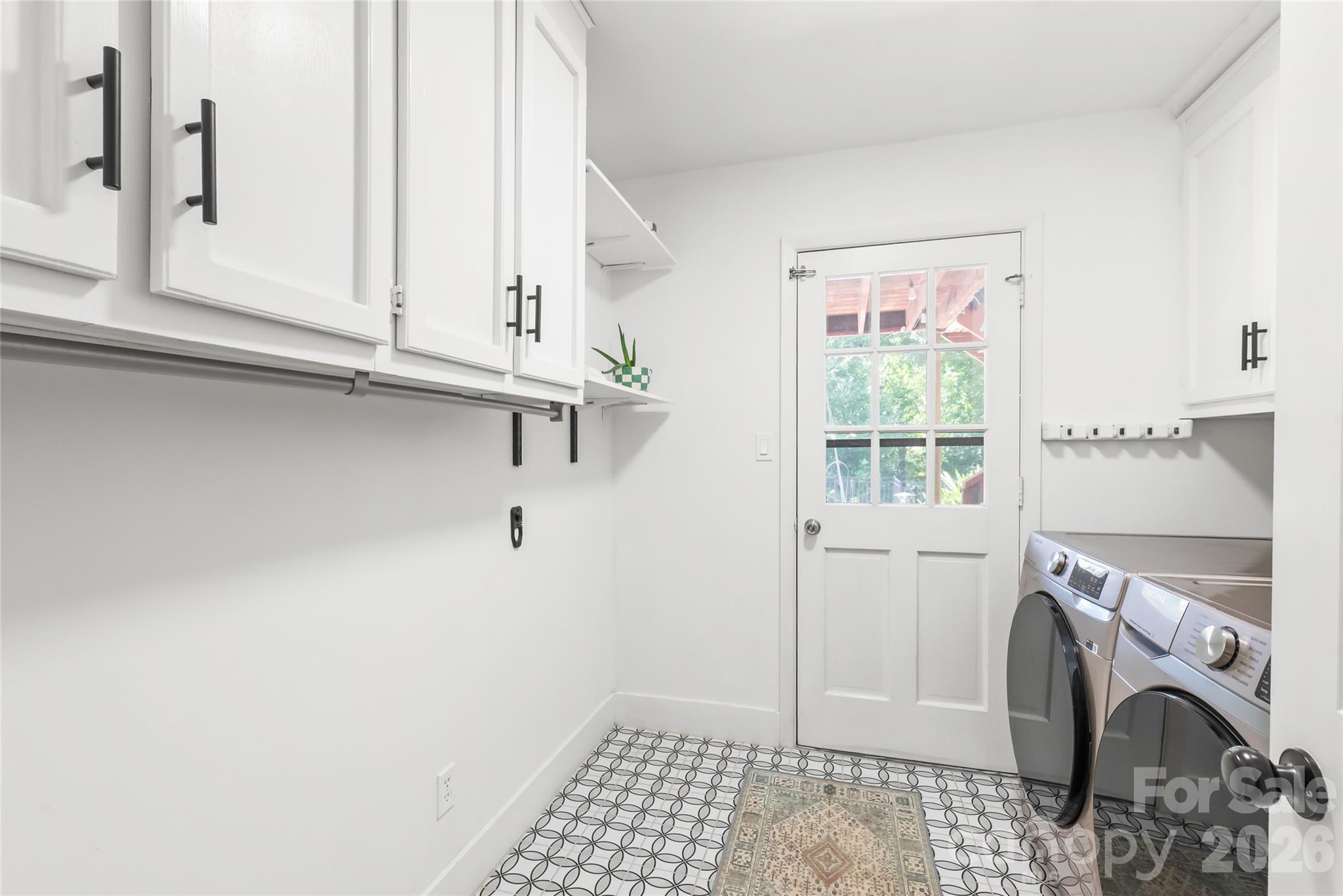 Single Family Residence at 610 Ridgeway Drive, Belmont, photo 22 of 41