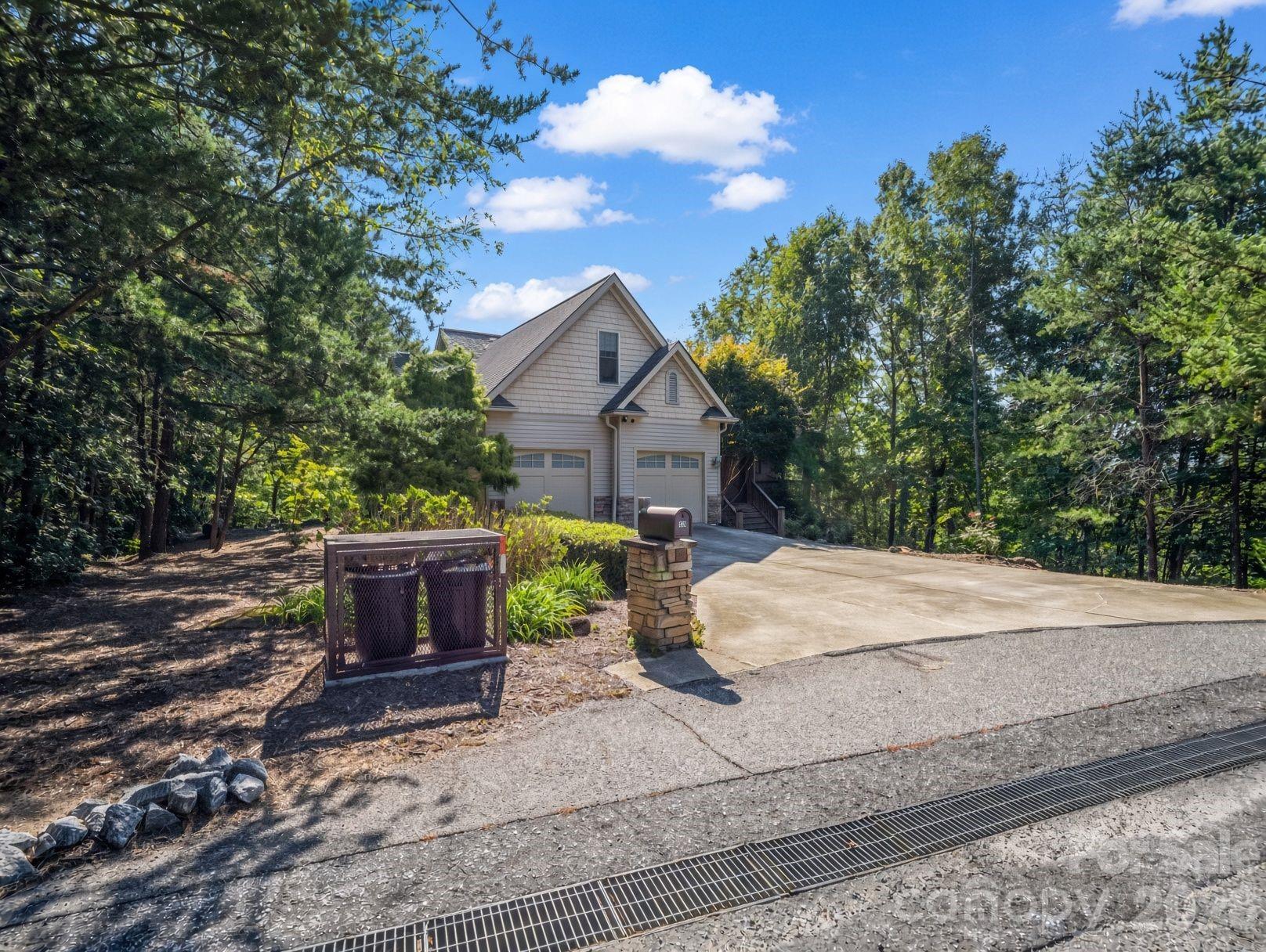 Single Family Residence at 224 Highland Heights, Lake Lure, photo 8 of 48
