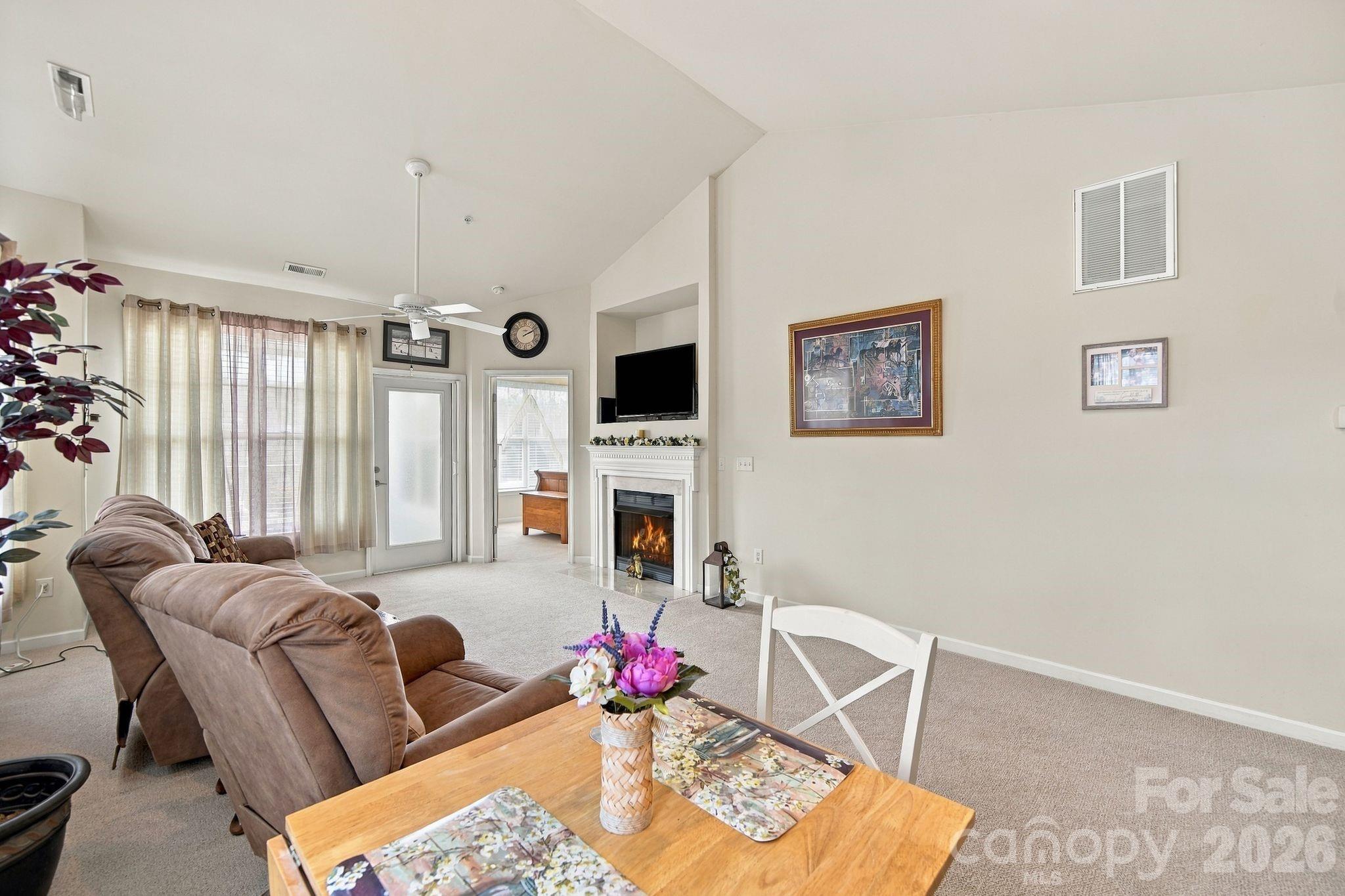 Condominium at 18742 Nautical Drive, Cornelius, photo 12 of 35