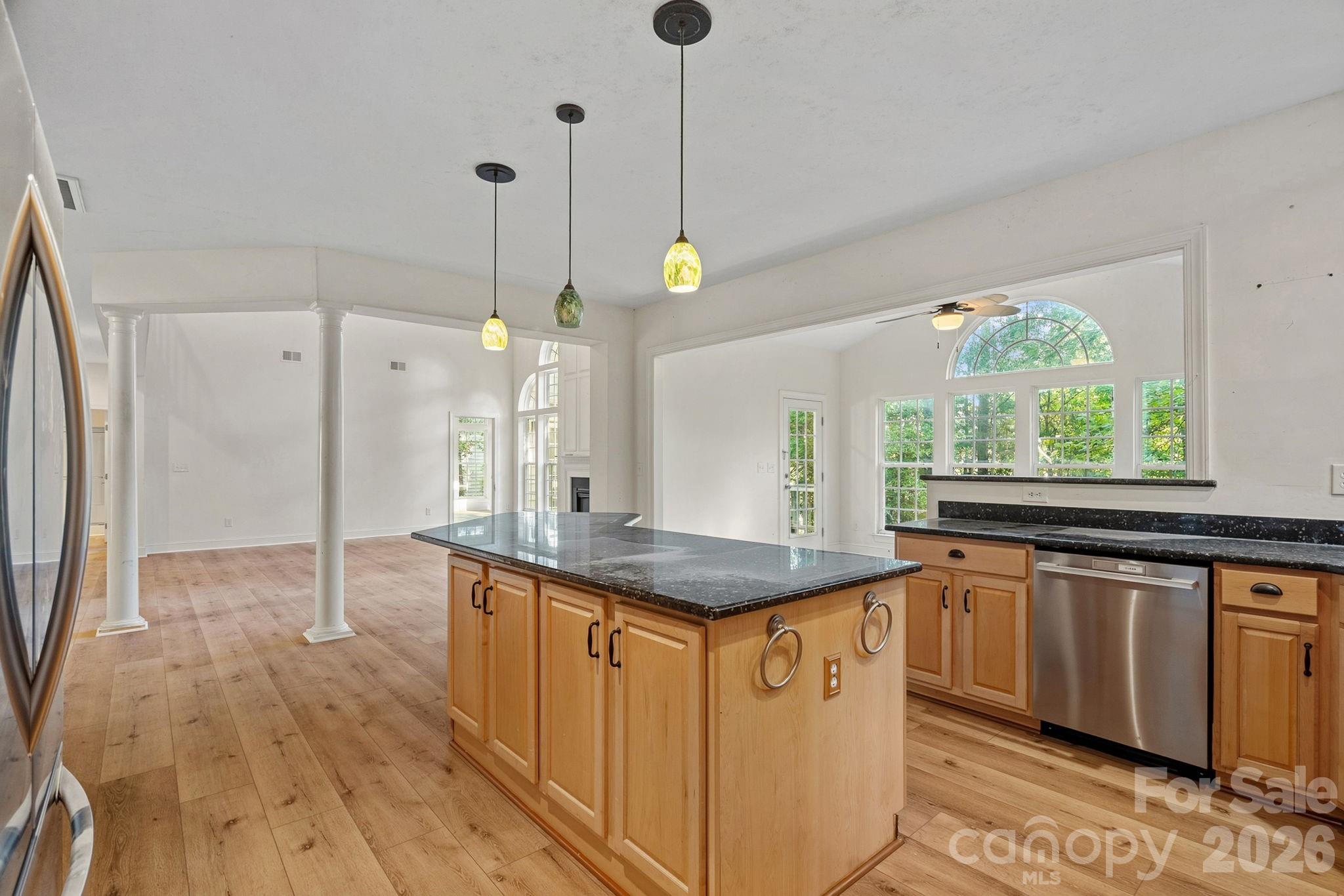Single Family Residence at 6213 Savannah Grace Lane, Huntersville, photo 16 of 46