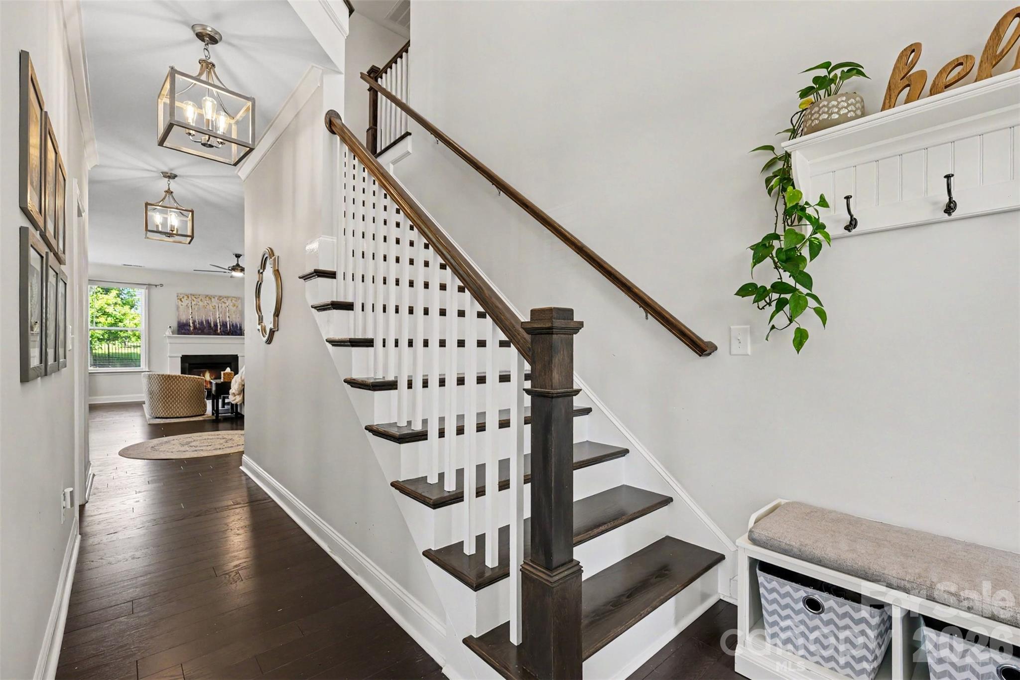 Two-story foyer - 6247 Six String Court, Fort Mill