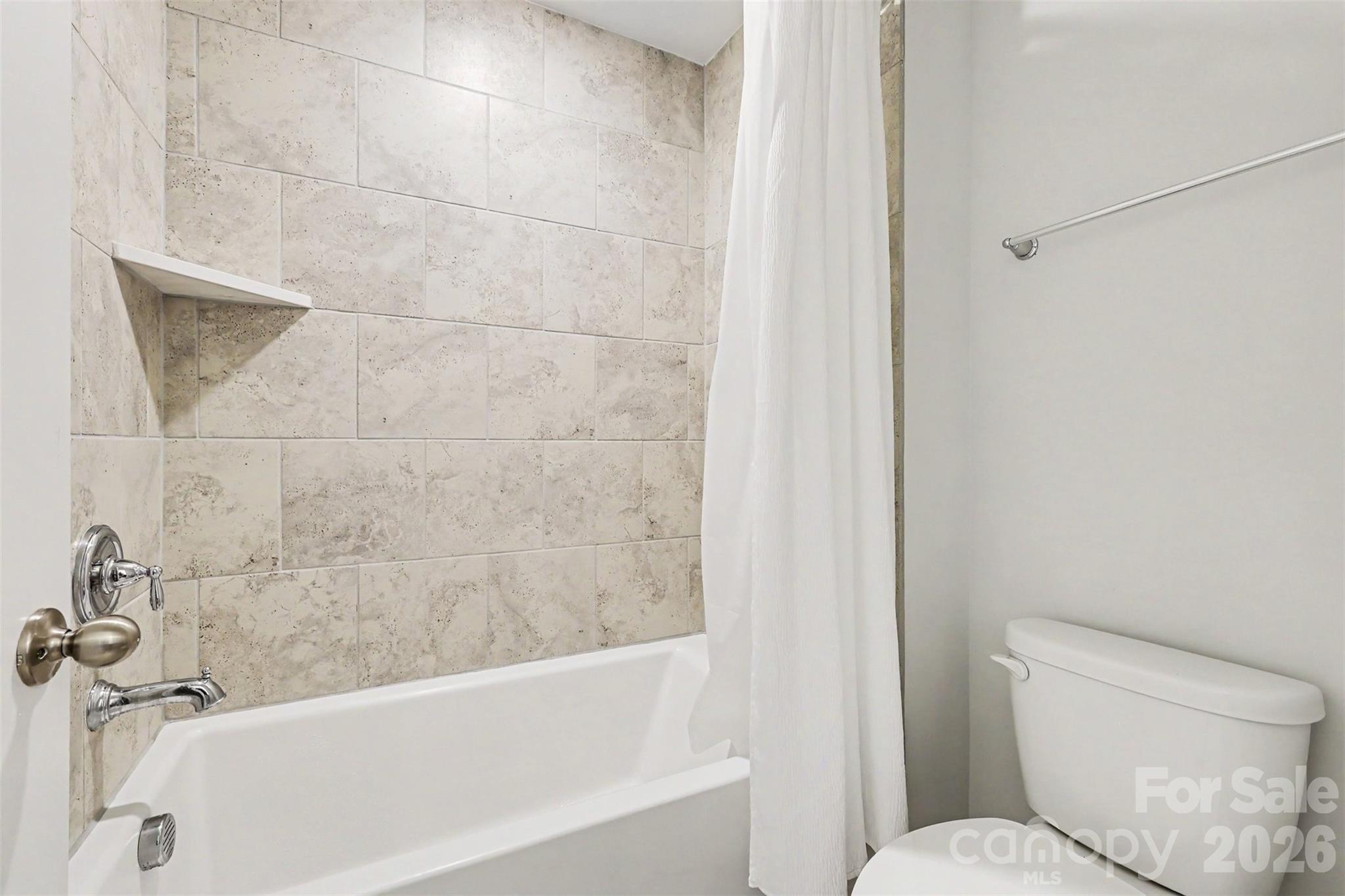 Second guest bathroom with hallway access - 6247 Six String Court, Fort Mill