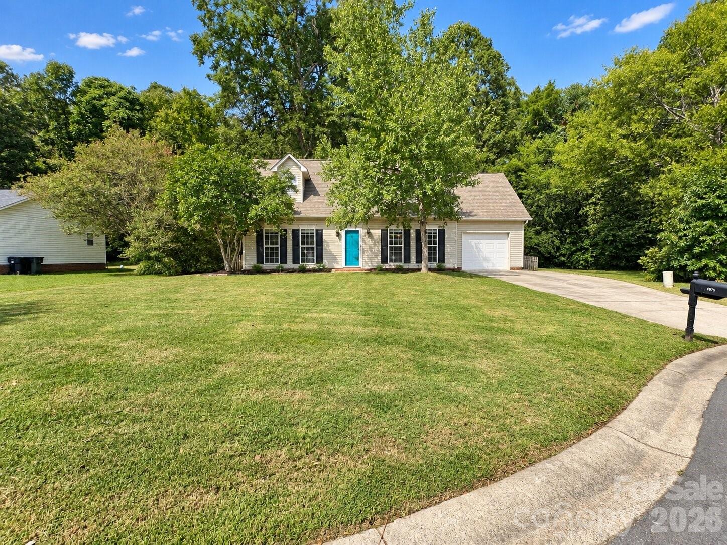 Front yard - 4075 Zebulon Avenue SW, Concord
