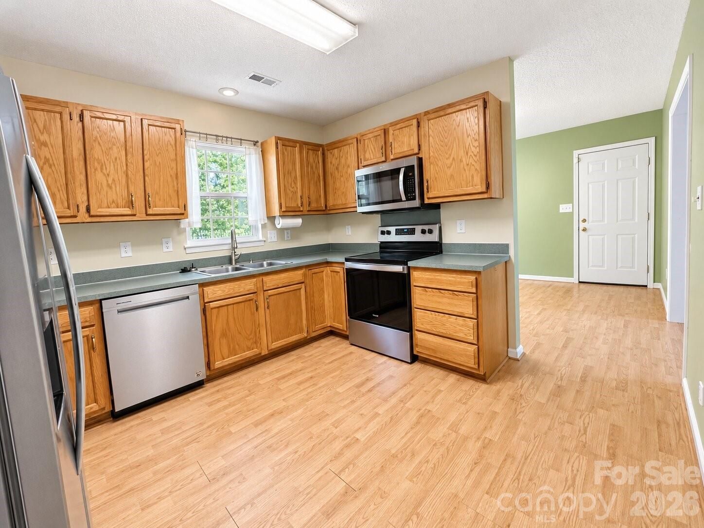 Kitchen - 4075 Zebulon Avenue SW, Concord