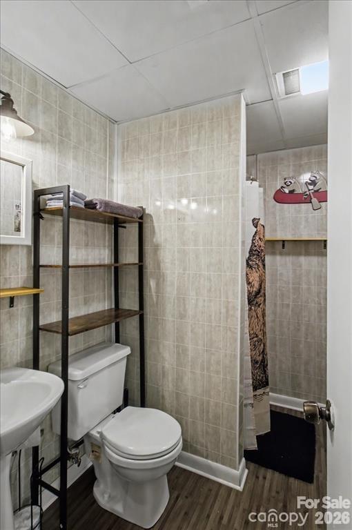 Full bathroom downstairs - 30 Whippoorwill Drive, Weaverville