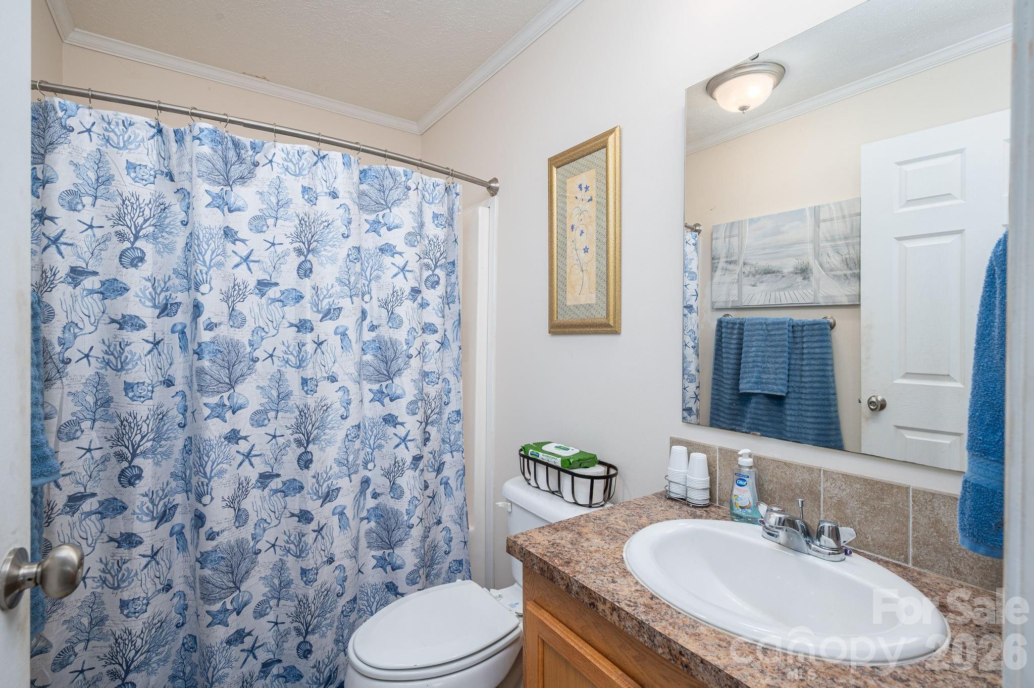 Bath - 2224 Sterling Ridge Drive, Newton