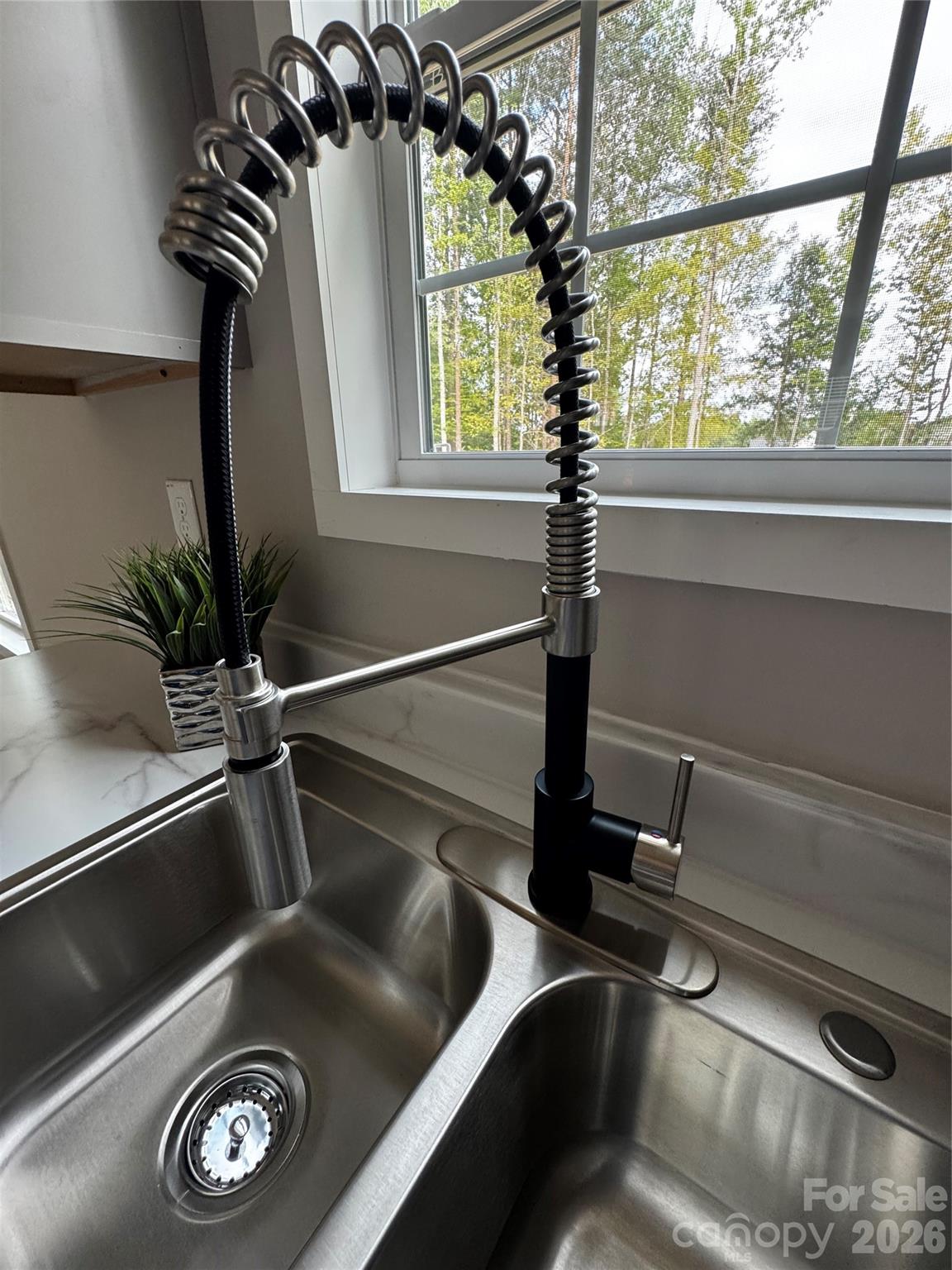 Upgraded faucet - 105 Cottontail Lane, Statesville