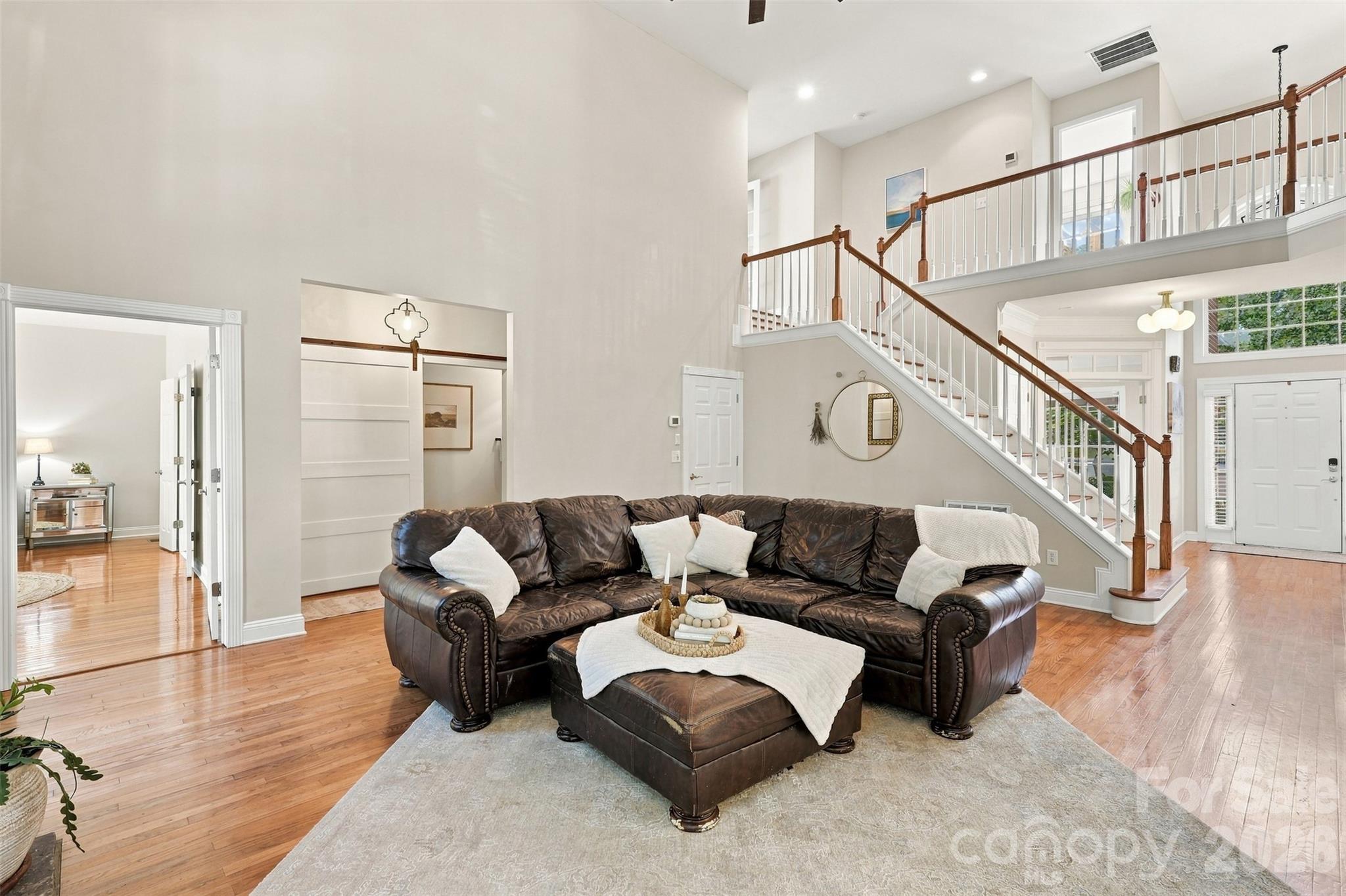 Single Family Residence at 3105 Stanway Court, Waxhaw, photo 8 of 43