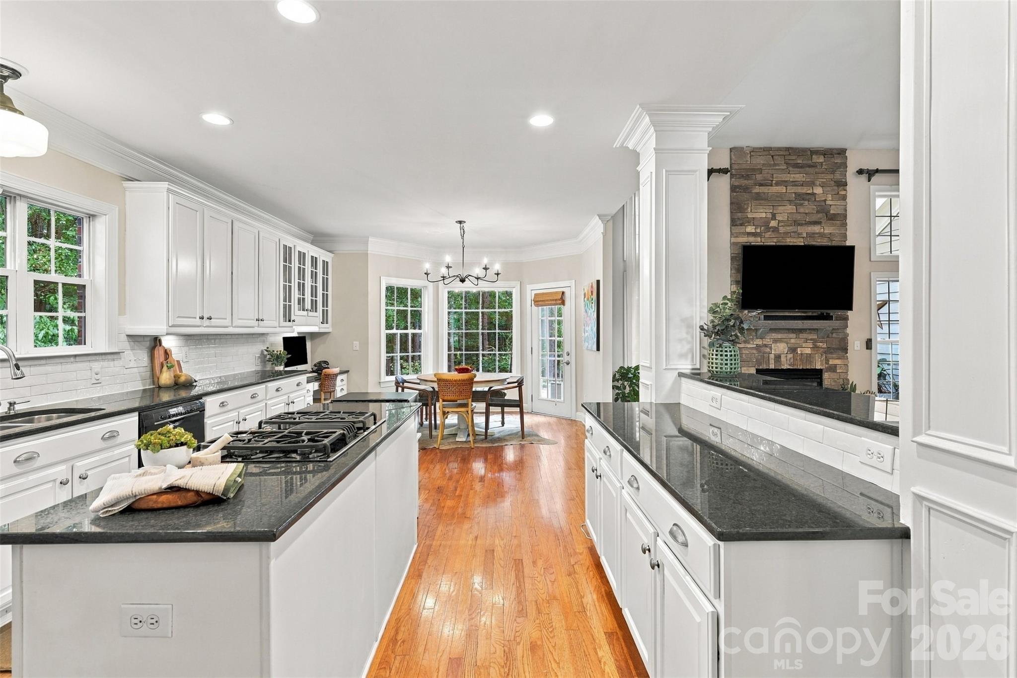 Single Family Residence at 3105 Stanway Court, Waxhaw, photo 11 of 43