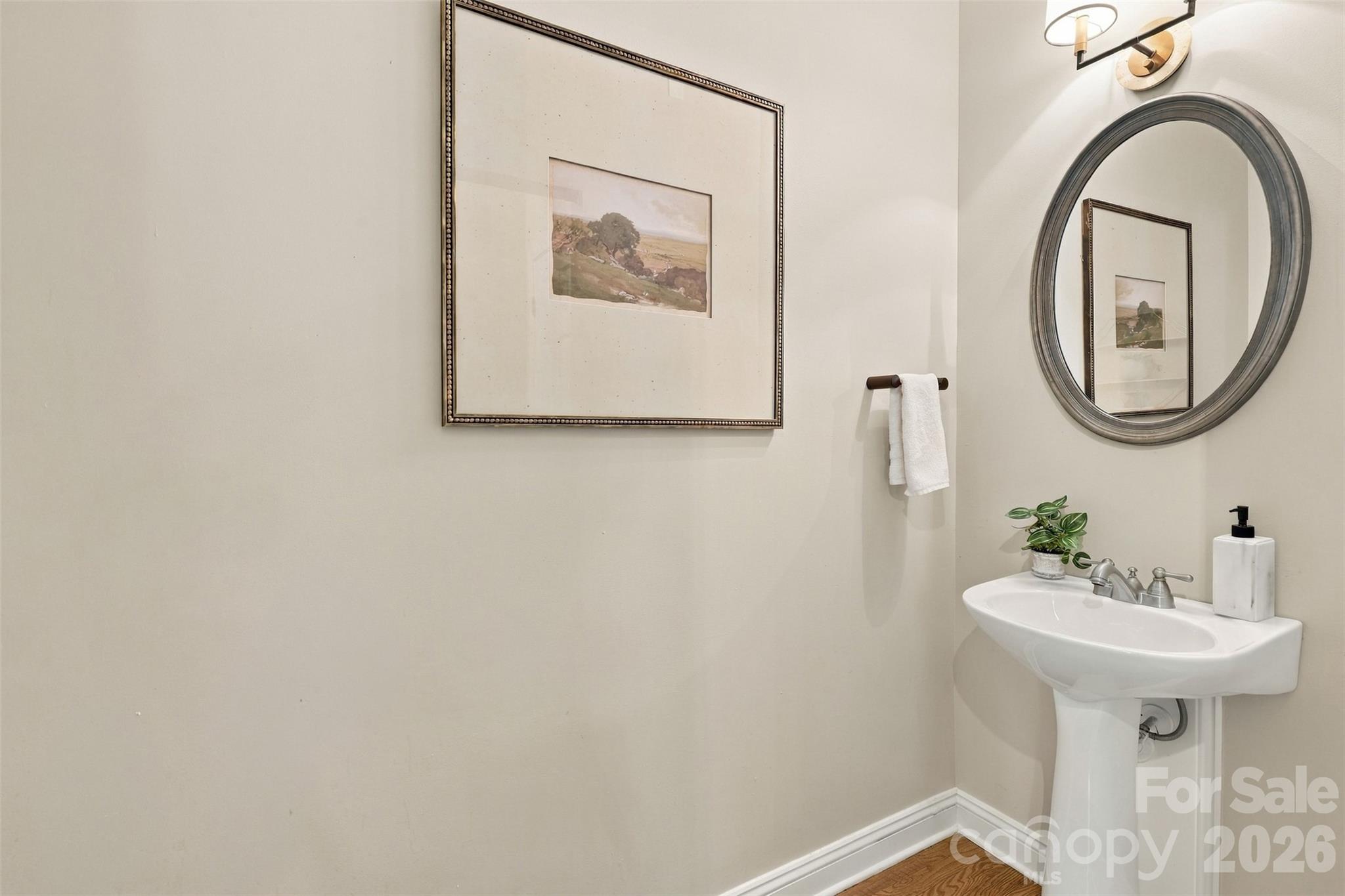 Powder room - 3105 Stanway Court, Waxhaw