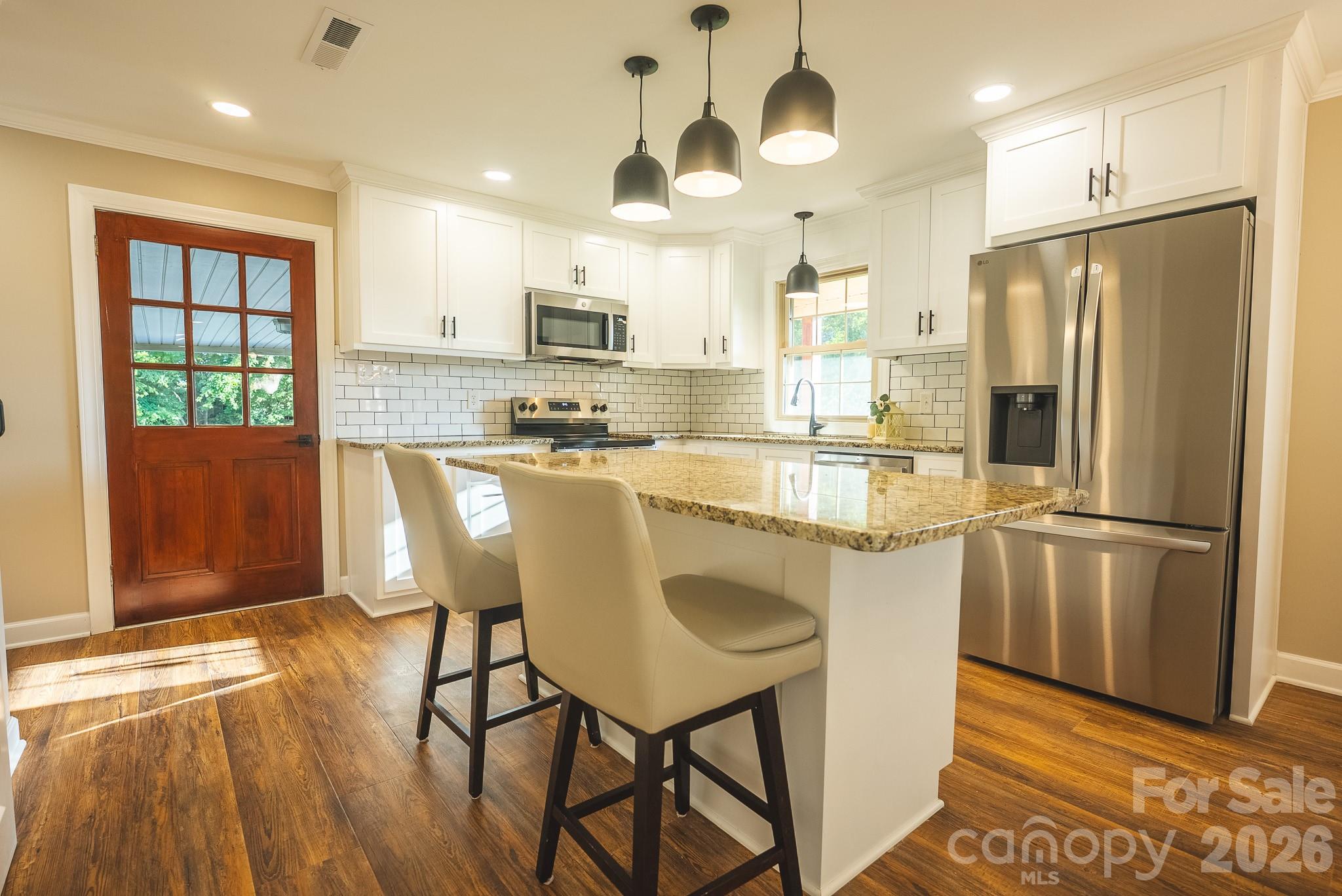 Single Family Residence at 3490 Church Road, Taylorsville, photo 2 of 37