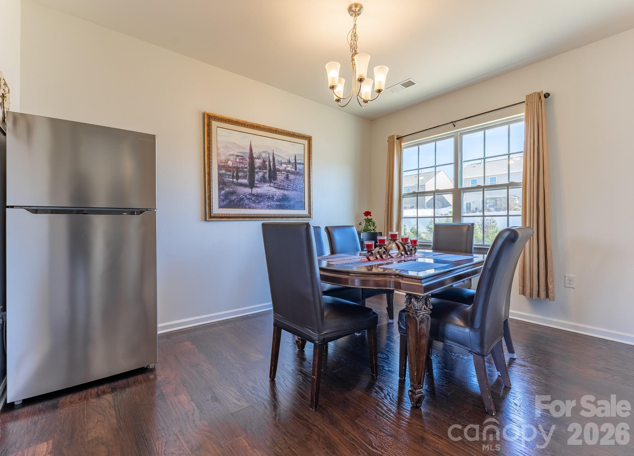 Single Family Residence at 1239 Kent Downs Avenue SW, Concord, photo 7 of 26