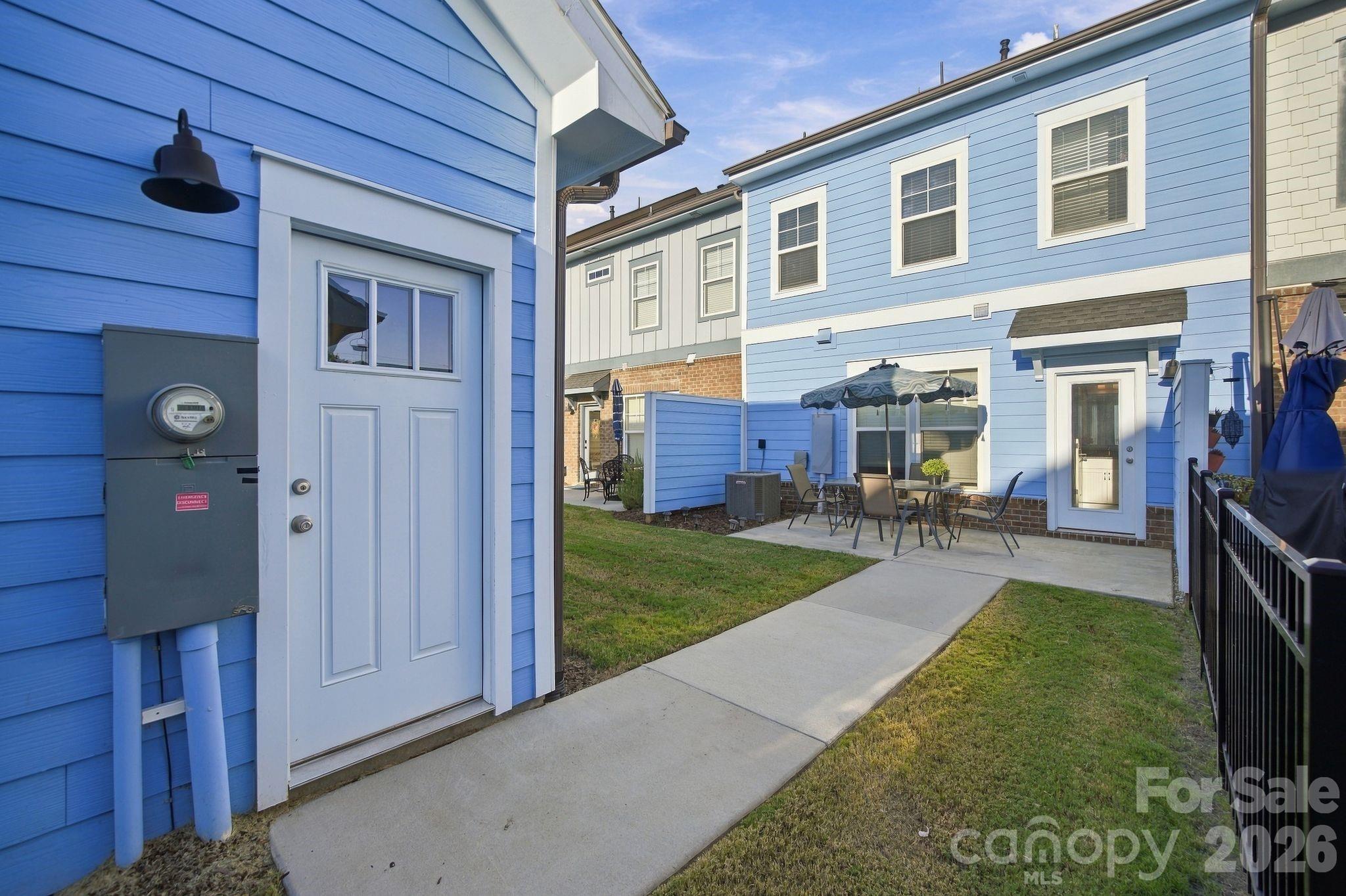 Townhouse at 688 Dunkins Ferry Road, Rock Hill, photo 24 of 43