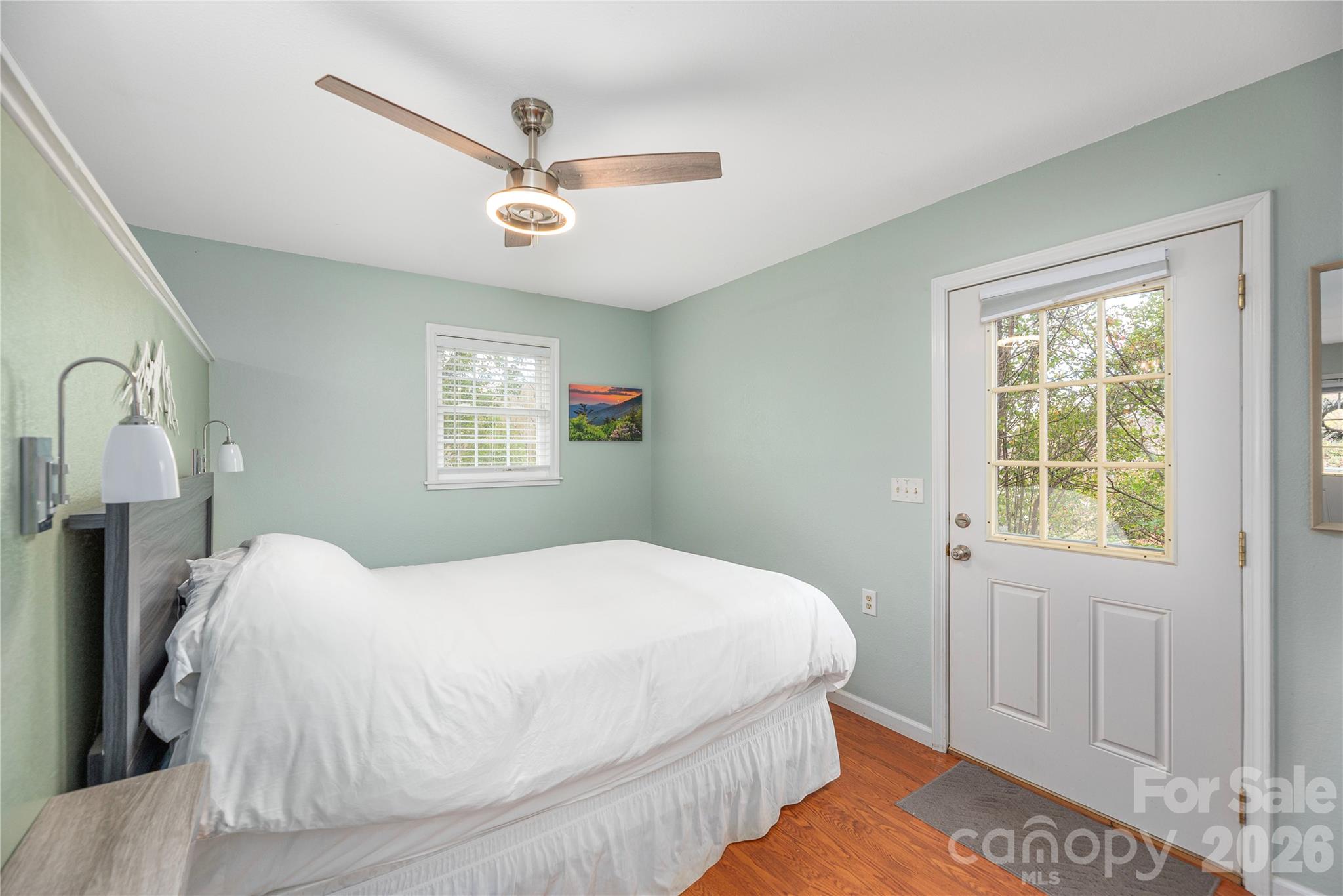 Main level bedroom - 223 Davidson Road, Swannanoa
