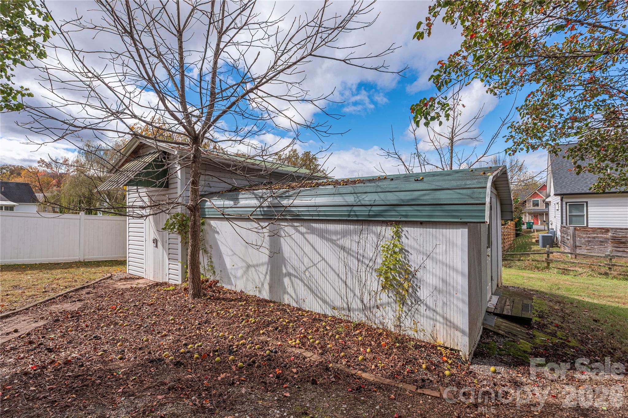 Outbuilding - 223 Davidson Road, Swannanoa
