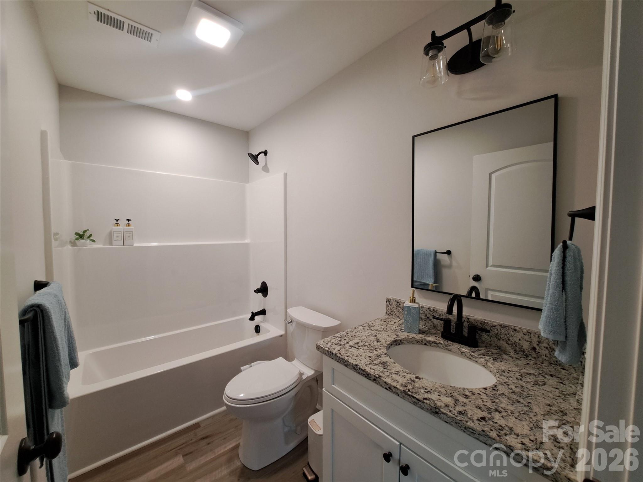 Single Family Residence at 425 Hilbert Road, Rockwell, photo 14 of 19
