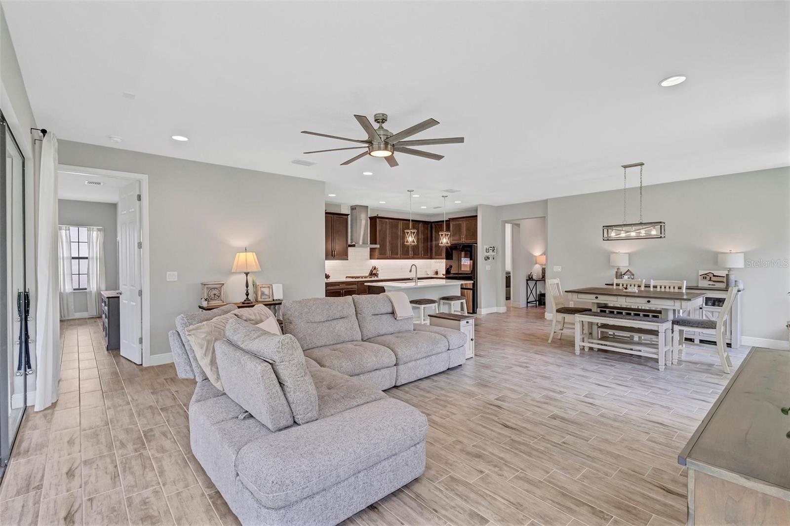 Single Family Residence at 12717 OAK HILL WAY, PARRISH, photo 16 of 62